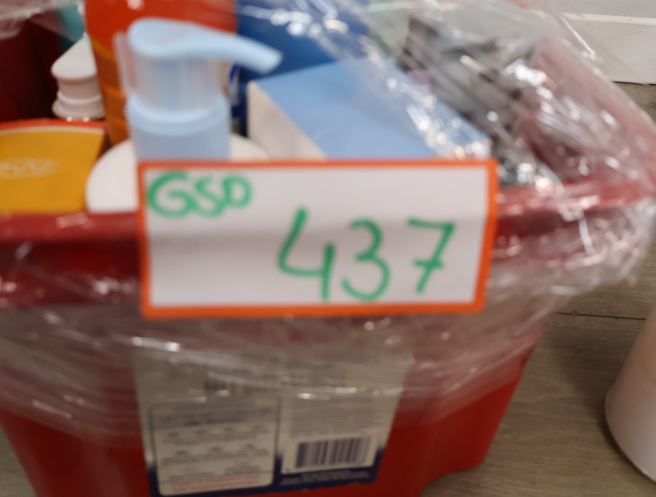 Diverse verzorgings-en schoonheidsproducten – foto 14 – kavel bij GSD Auctions, Zoeterwoude