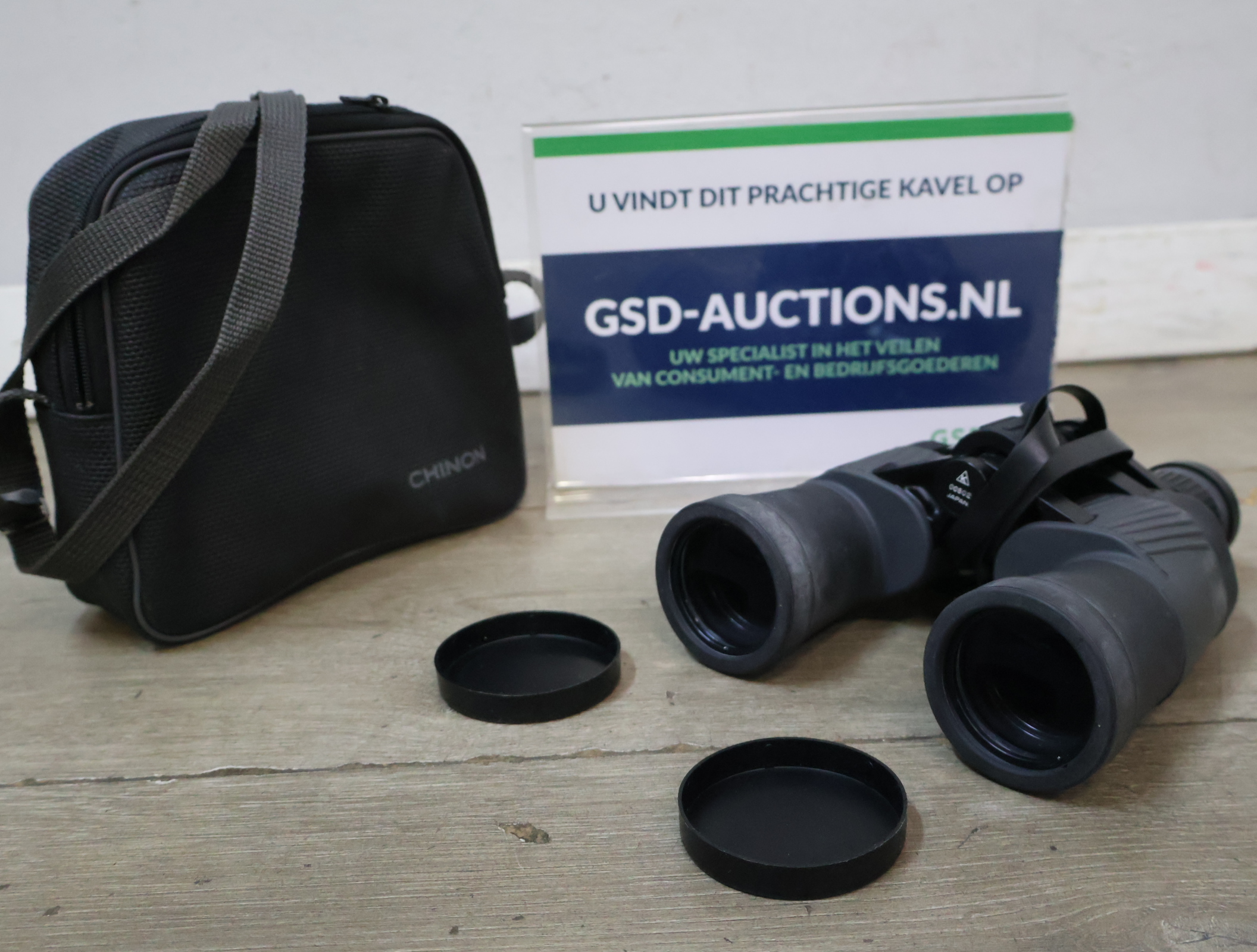 Chinon verrekijker met draagtas – foto 2 – kavel bij GSD Auctions, Zoeterwoude