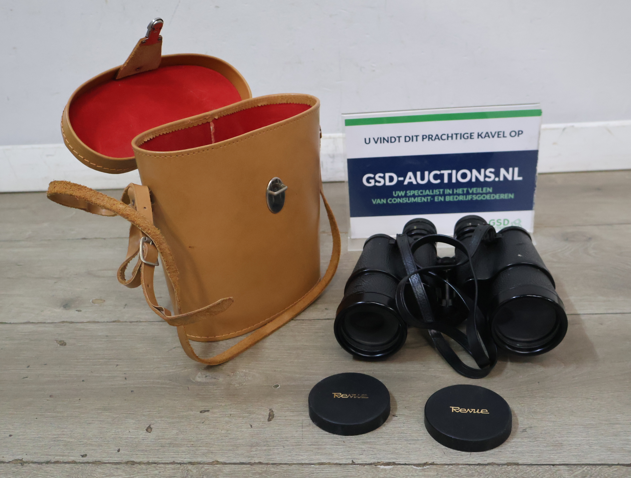 Revue verrekijker met leren tas – foto 2 – kavel bij GSD Auctions, Zoeterwoude