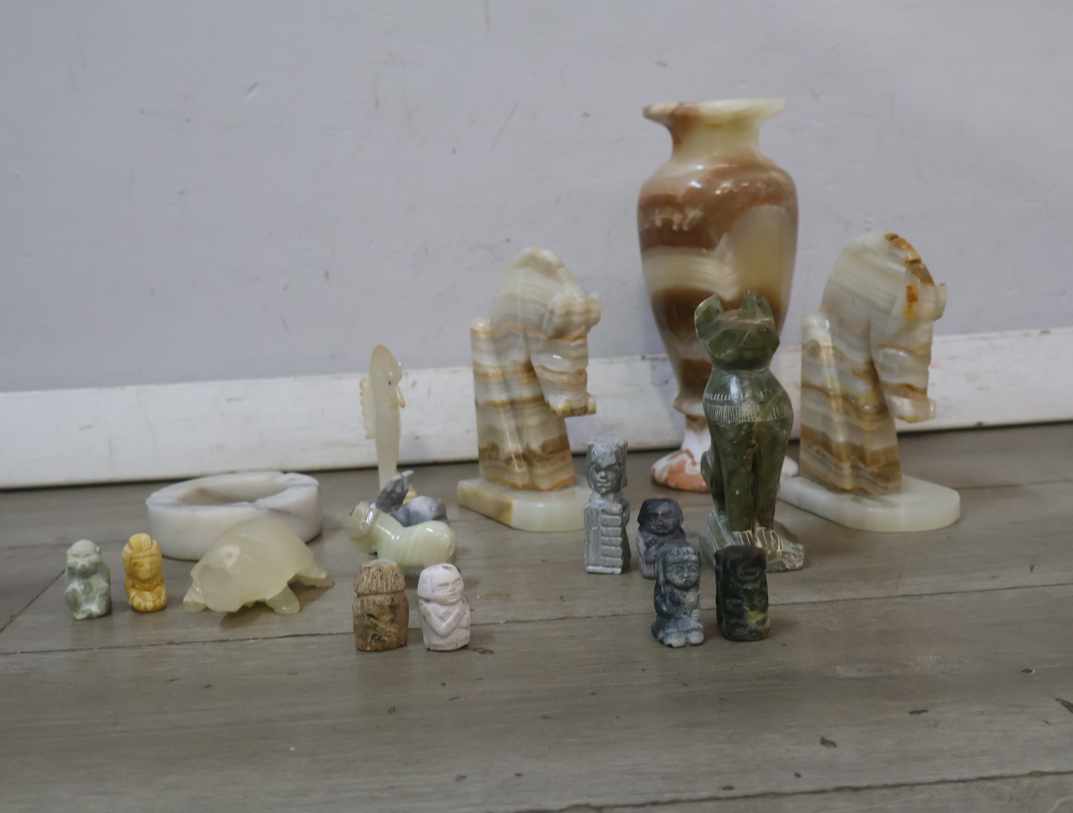 Set decoratieve Marmeren beeldjes – foto 4 – kavel bij GSD Auctions, Zoeterwoude