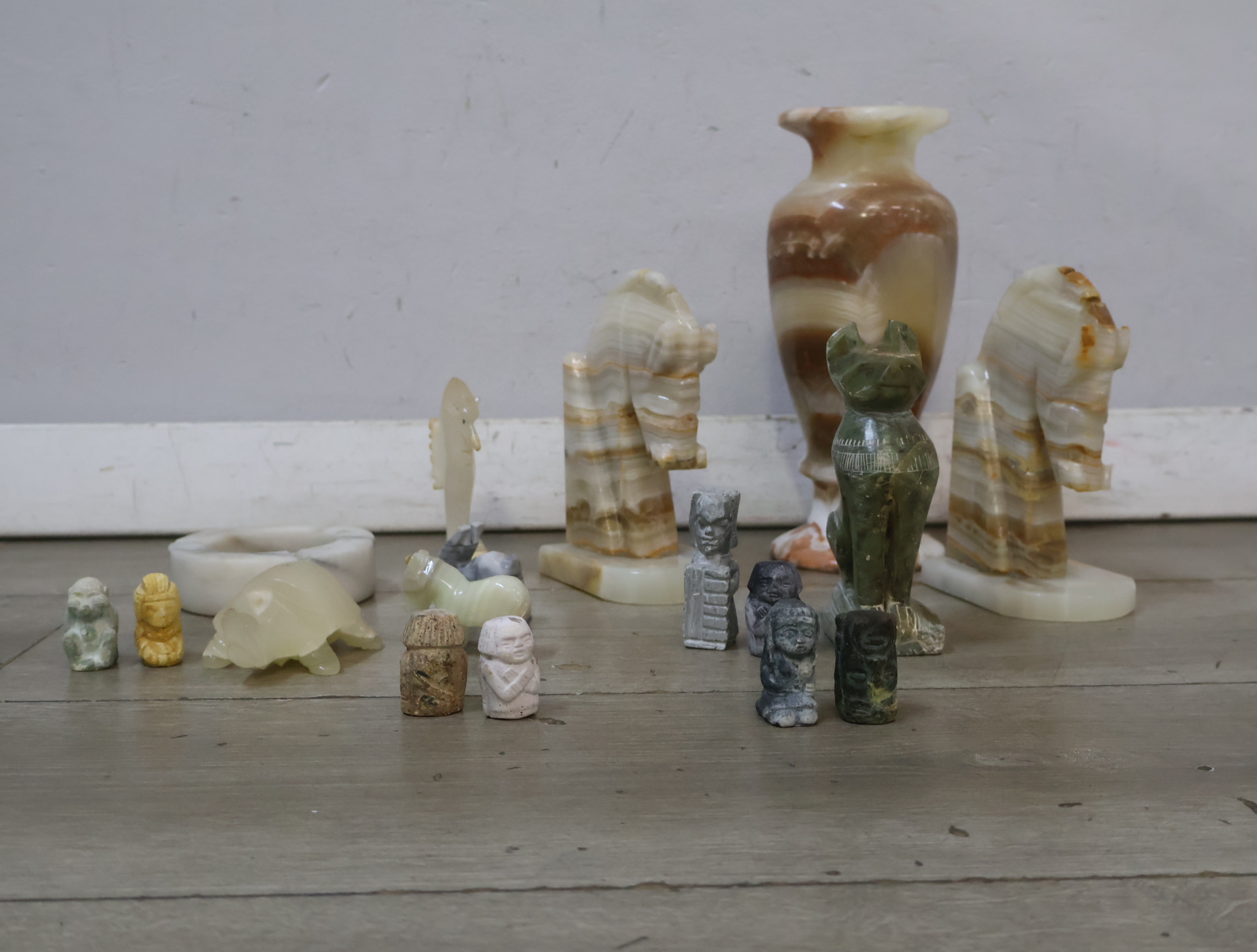 Set decoratieve Marmeren beeldjes – foto 5 – kavel bij GSD Auctions, Zoeterwoude