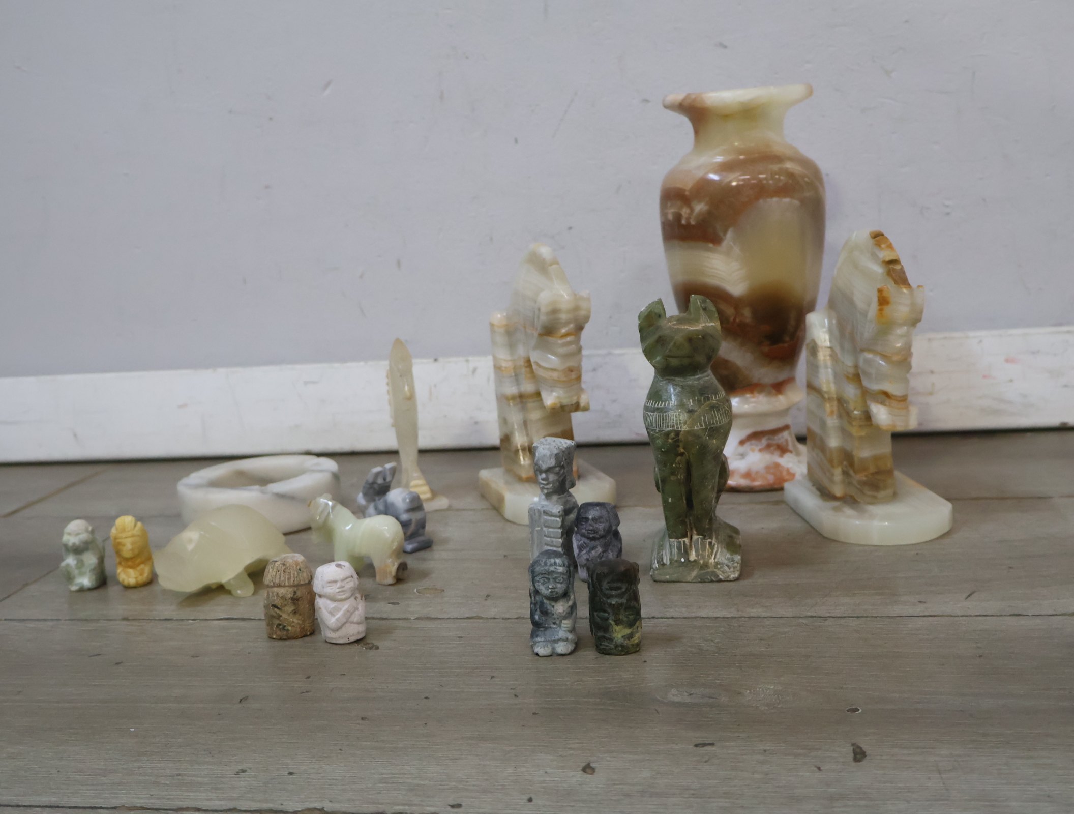 Set decoratieve Marmeren beeldjes – foto 7 – kavel bij GSD Auctions, Zoeterwoude