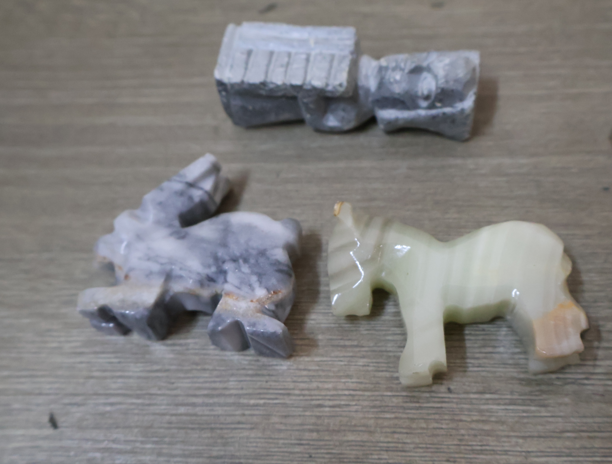 Set decoratieve Marmeren beeldjes – foto 11 – kavel bij GSD Auctions, Zoeterwoude