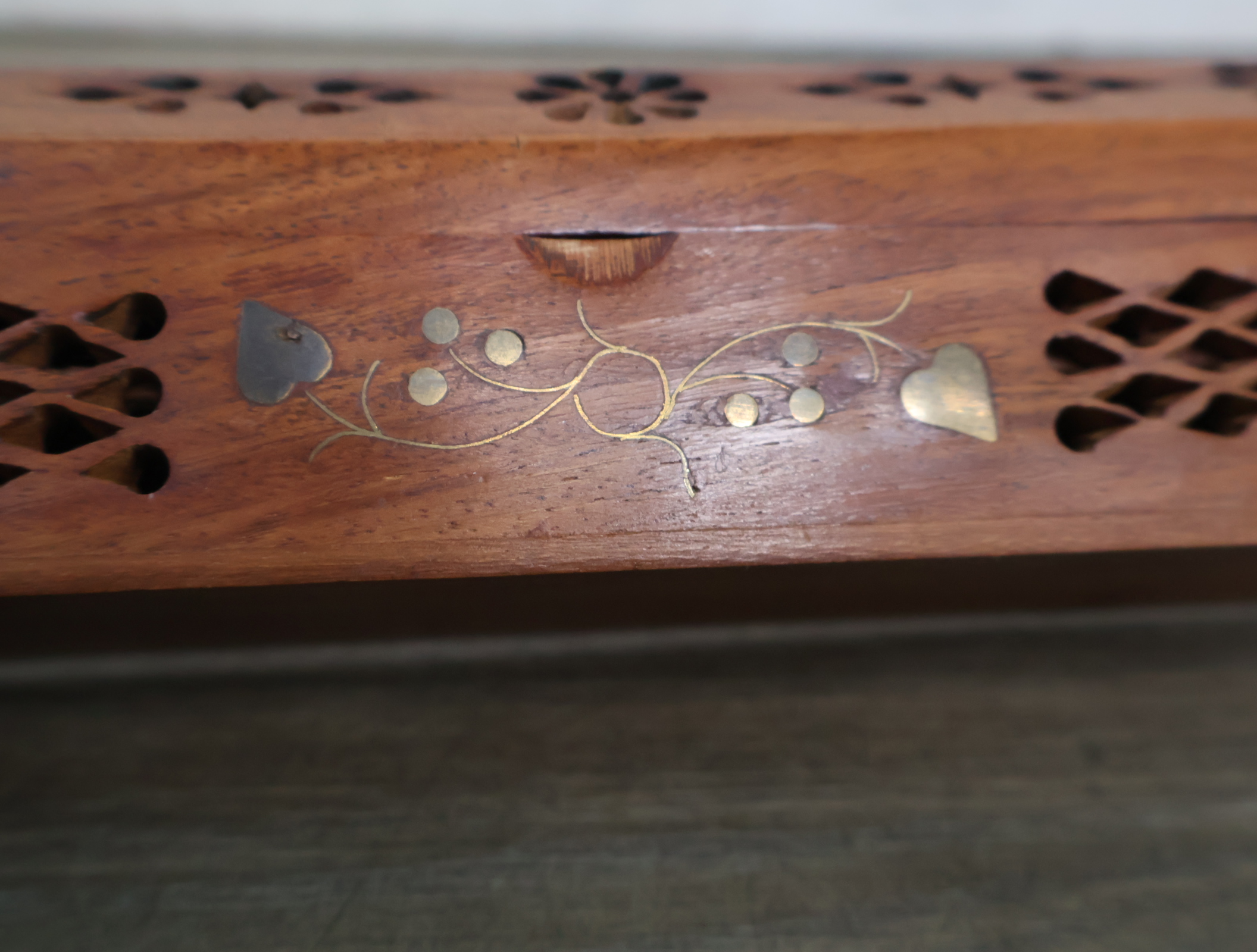 Set van 4 geurkaarsendoosjes – foto 13 – kavel bij GSD Auctions, Zoeterwoude