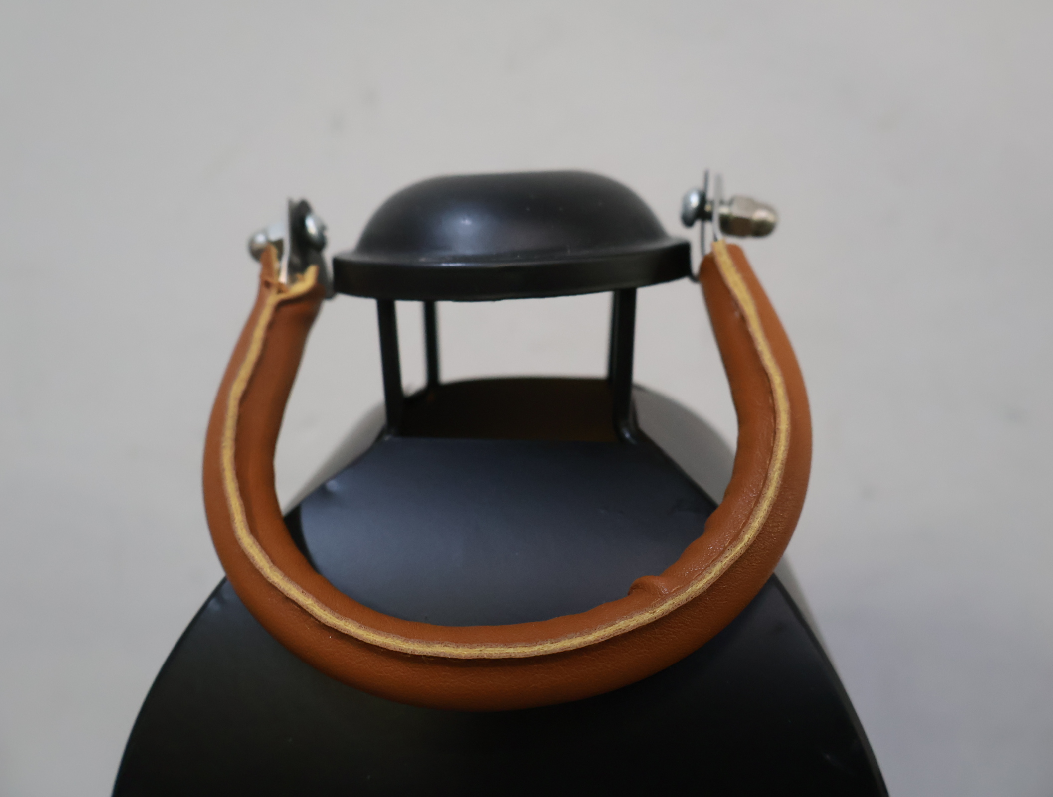 Set van twee windlichten – foto 10 – kavel bij GSD Auctions, Zoeterwoude