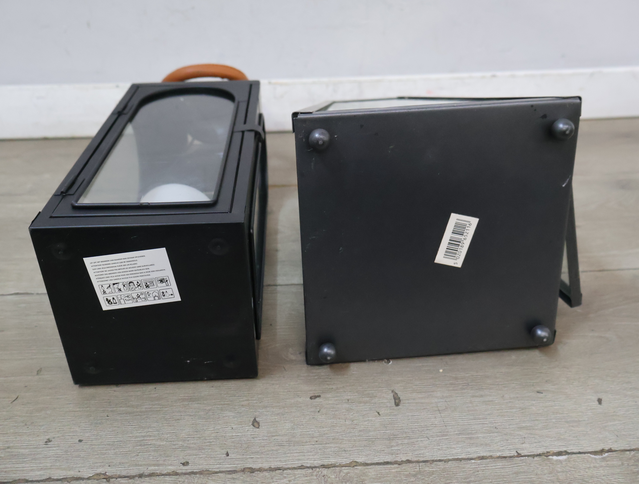Set van twee windlichten – foto 14 – kavel bij GSD Auctions, Zoeterwoude
