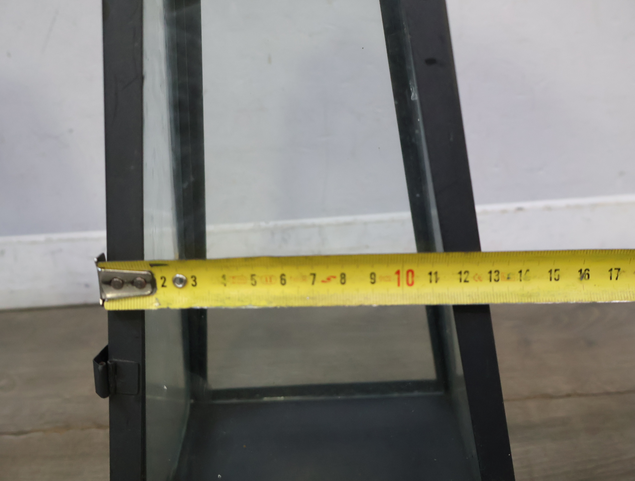 Set van twee windlichten – foto 21 – kavel bij GSD Auctions, Zoeterwoude