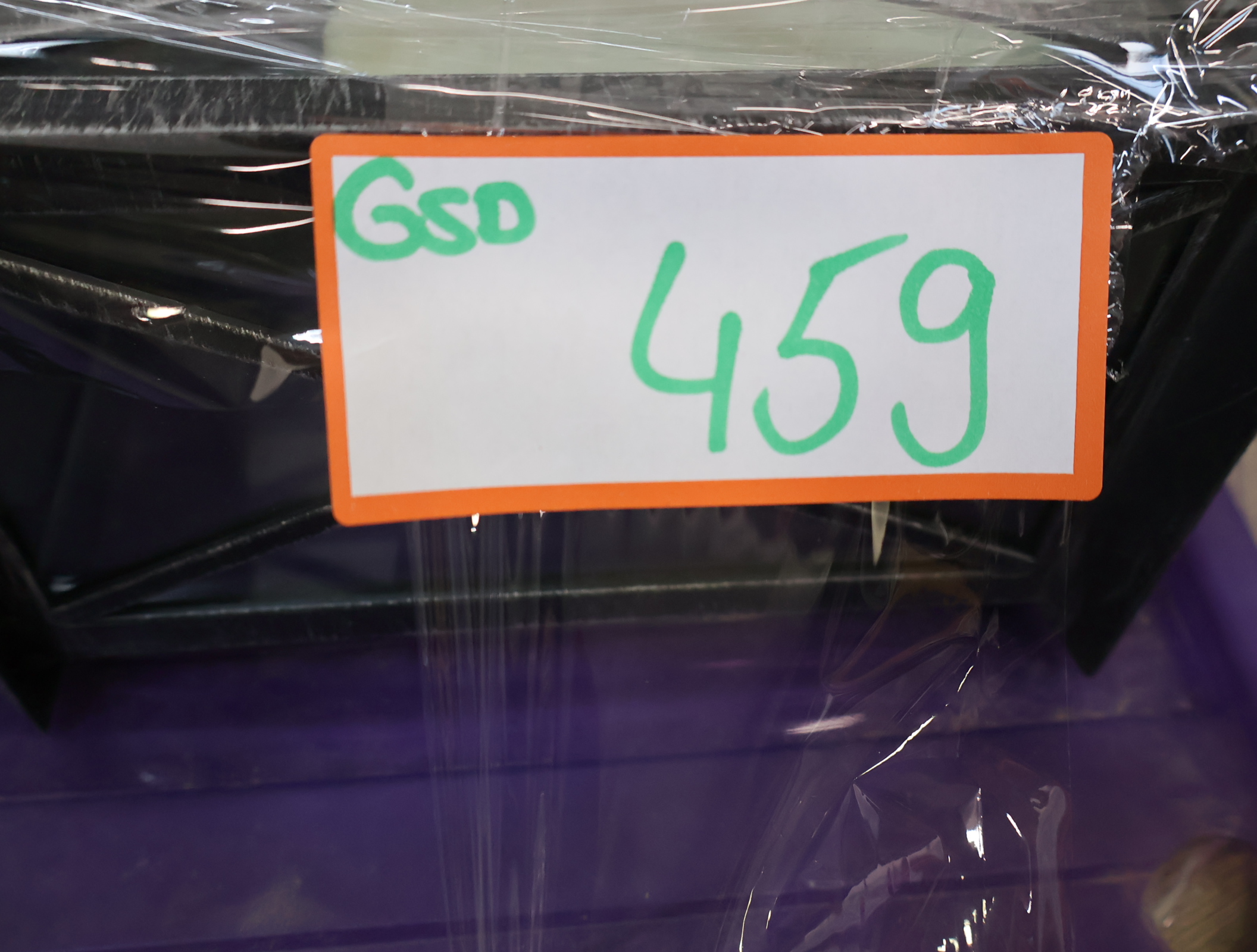 Set van 2 zwarte metalen lantaarns met LED-kaars – foto 14 – kavel bij GSD Auctions, Zoeterwoude
