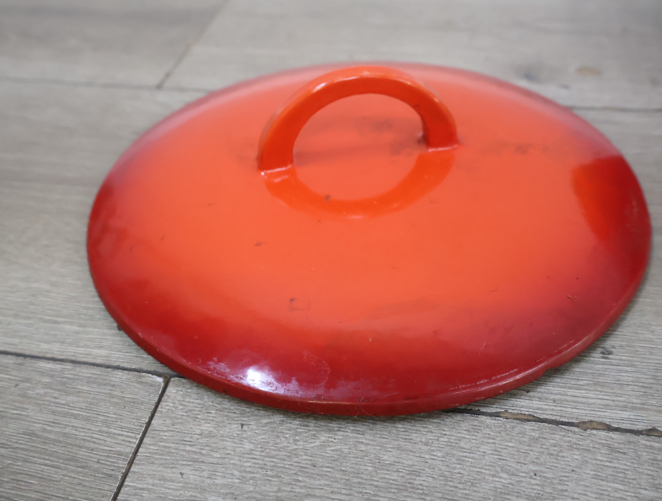 Gietijzeren braadpan met deksel – foto 9 – kavel bij GSD Auctions, Zoeterwoude