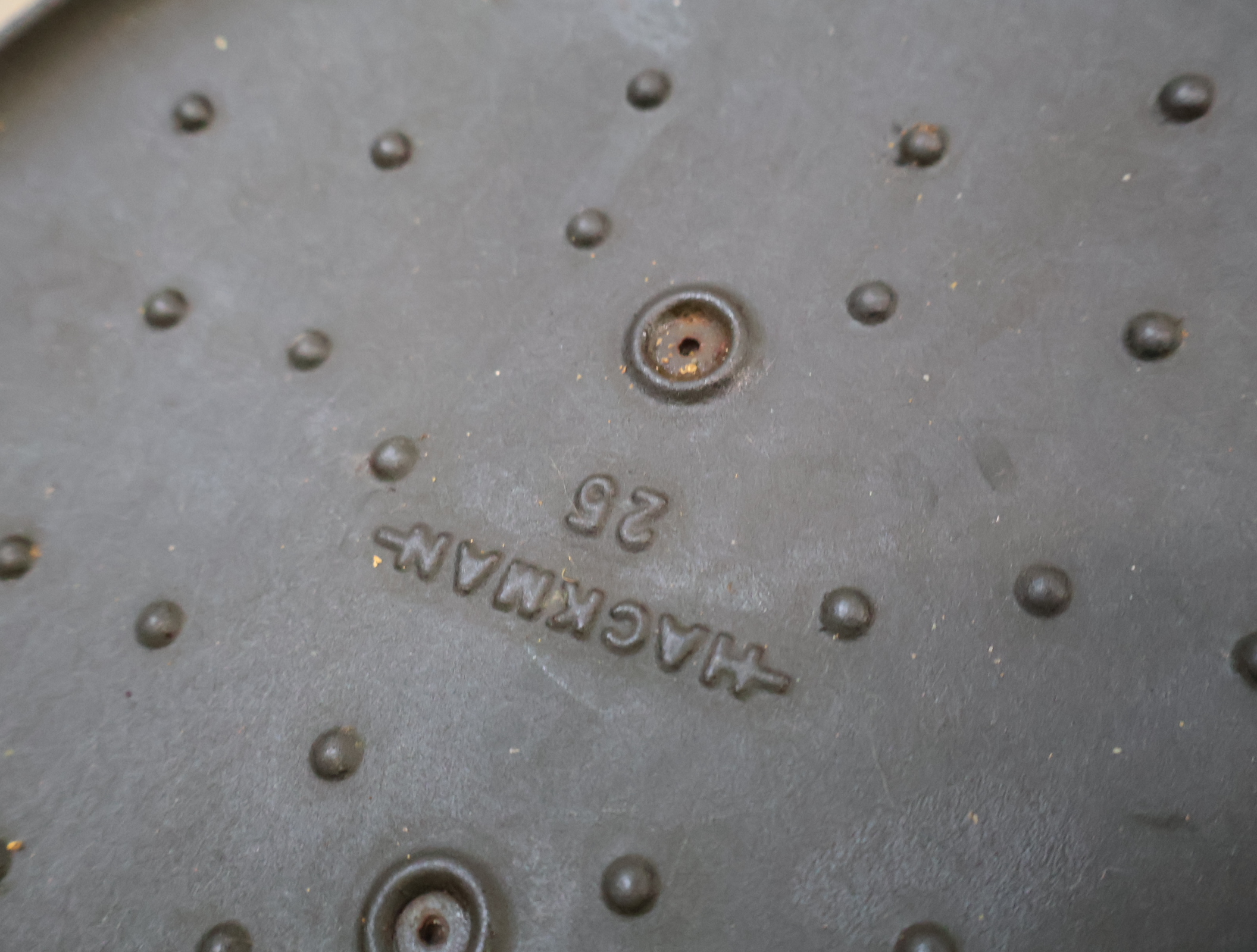 Gietijzeren braadpan met deksel – foto 11 – kavel bij GSD Auctions, Zoeterwoude