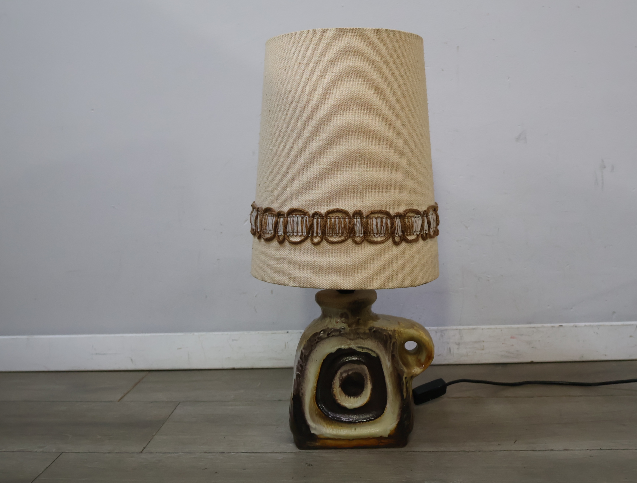 Klassieke Keramische Tafellamp - Jaren '70 – foto 3 – kavel bij GSD Auctions, Zoeterwoude