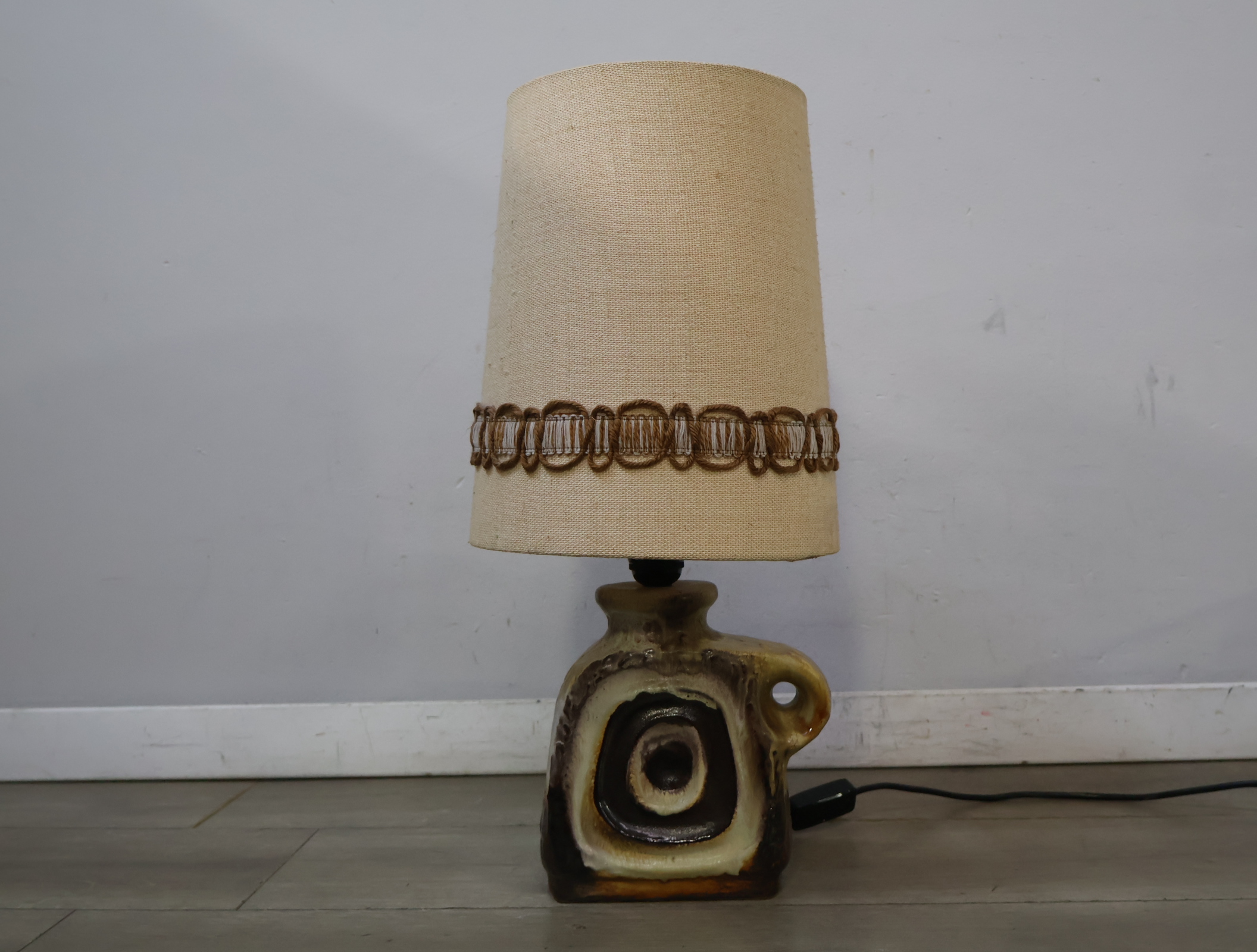 Klassieke Keramische Tafellamp - Jaren '70 – foto 4 – kavel bij GSD Auctions, Zoeterwoude