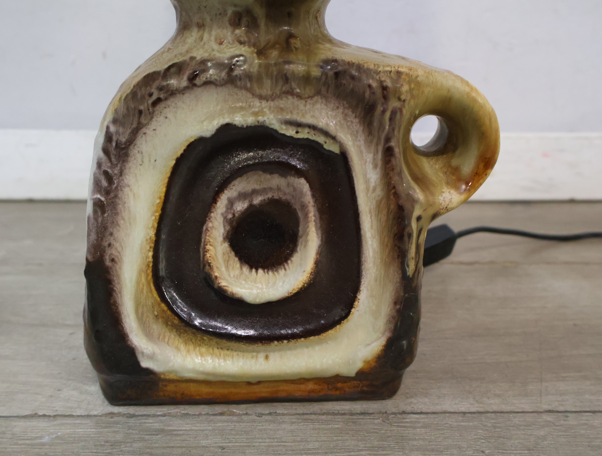 Klassieke Keramische Tafellamp - Jaren '70 – foto 6 – kavel bij GSD Auctions, Zoeterwoude
