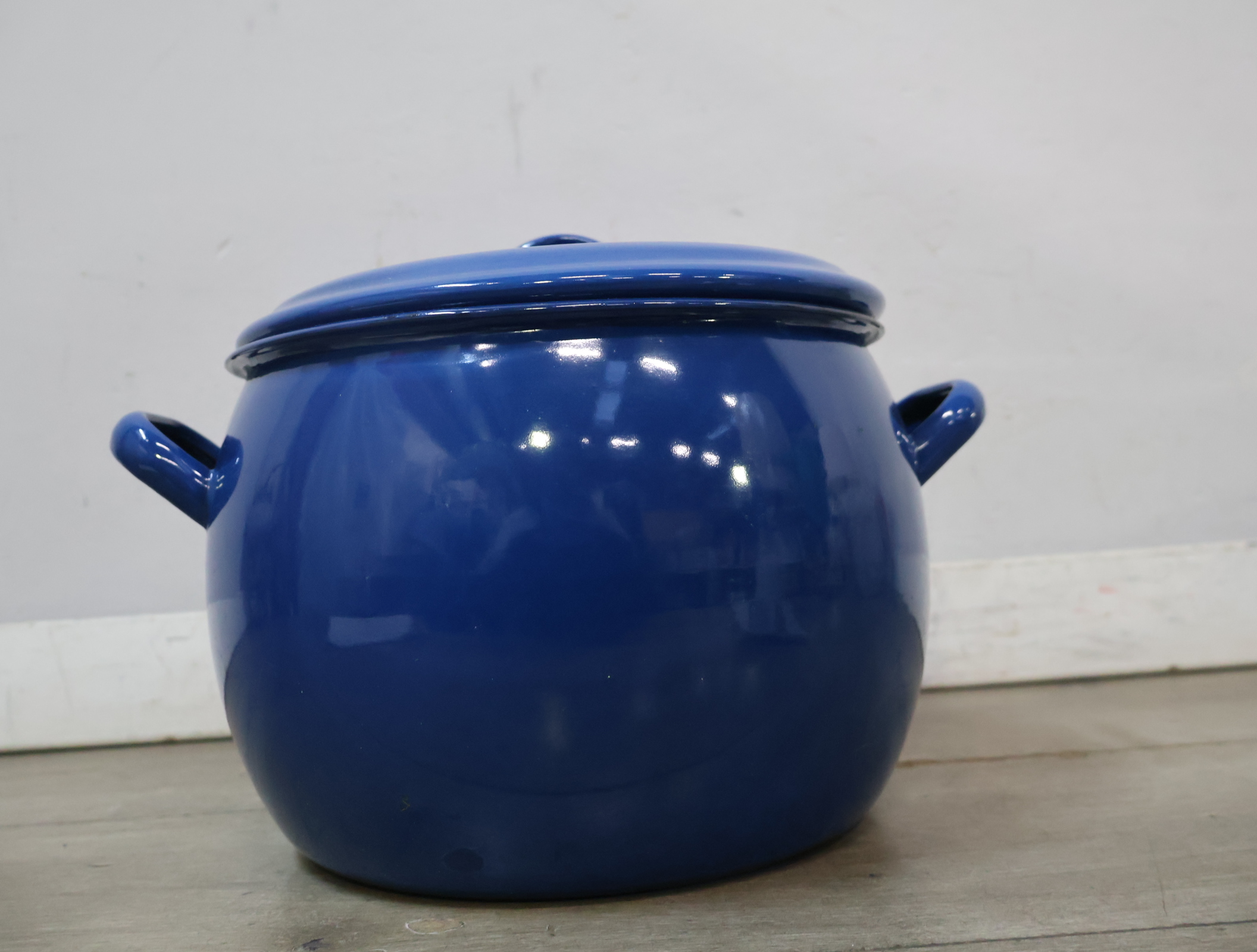 Blauwe geëmailleerde braadpan – foto 5 – kavel bij GSD Auctions, Zoeterwoude