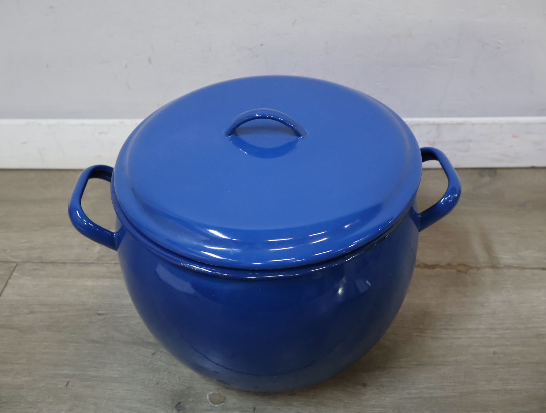 Blauwe geëmailleerde braadpan – foto 6 – kavel bij GSD Auctions, Zoeterwoude