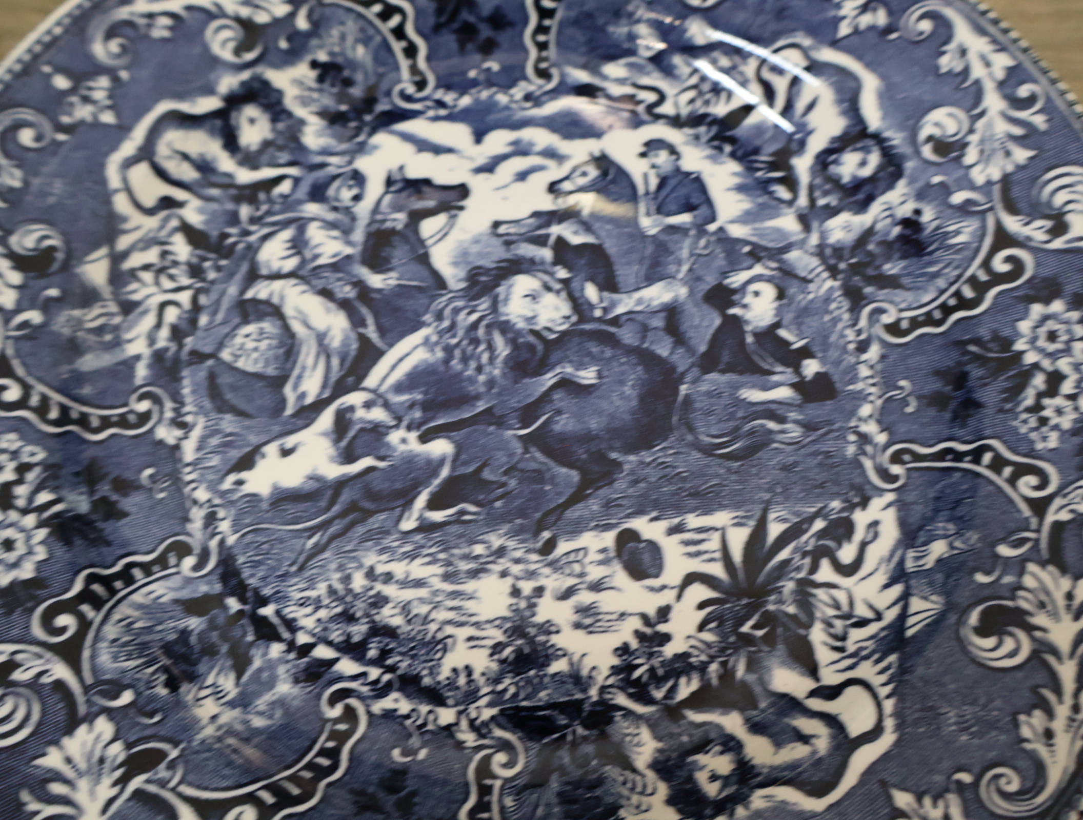 Blauw-wit aardewerk bordenset – foto 7 – kavel bij GSD Auctions, Zoeterwoude