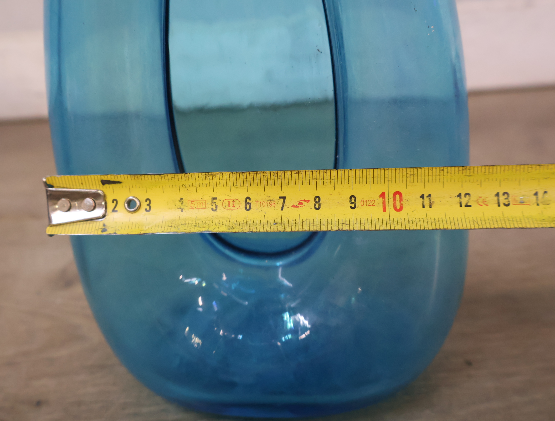 Set van drie blauwe glazen vazen – foto 16 – kavel bij GSD Auctions, Zoeterwoude