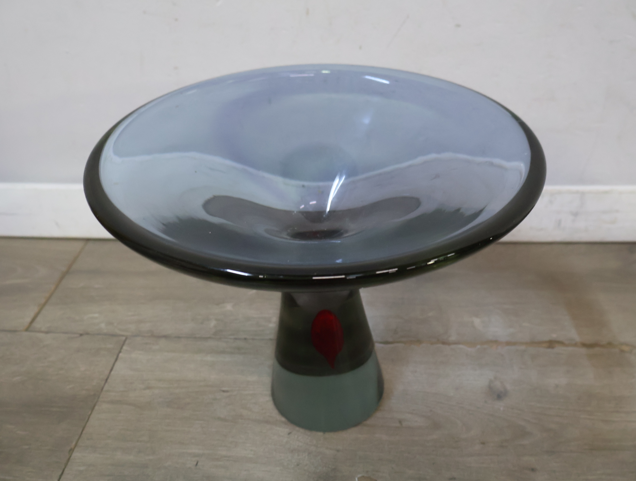 Glazen designer schaal – foto 6 – kavel bij GSD Auctions, Zoeterwoude