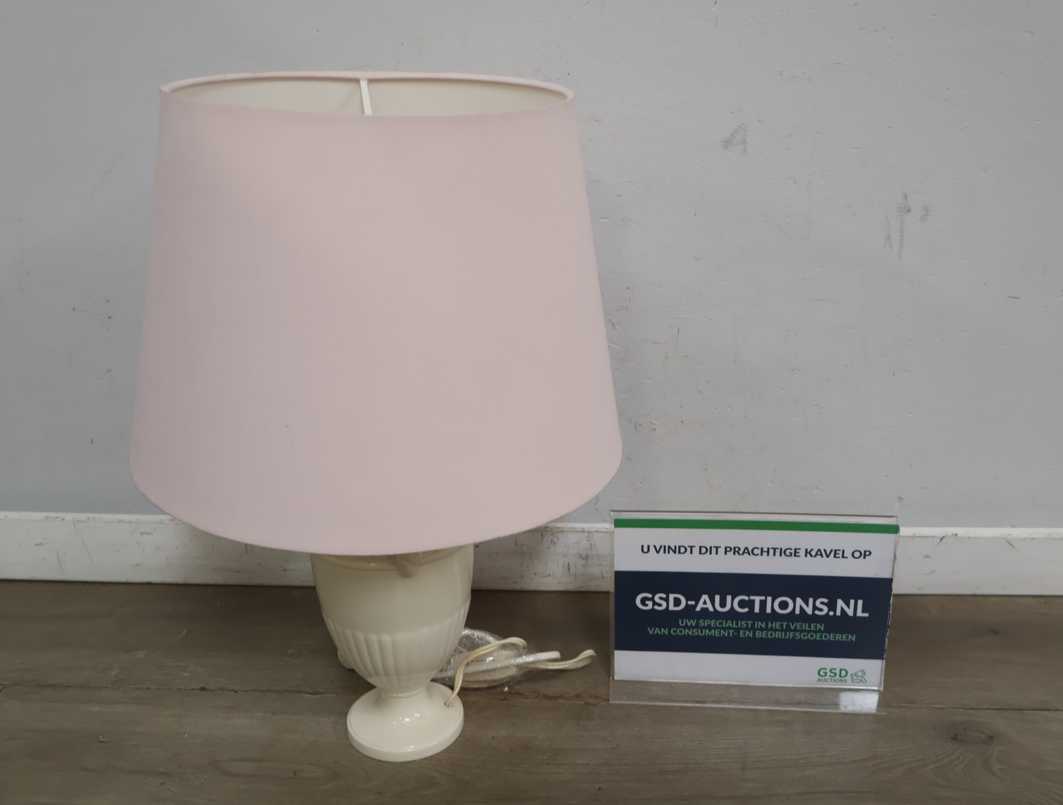 Wedgwood Tafellamp – foto 2 – kavel bij GSD Auctions, Zoeterwoude
