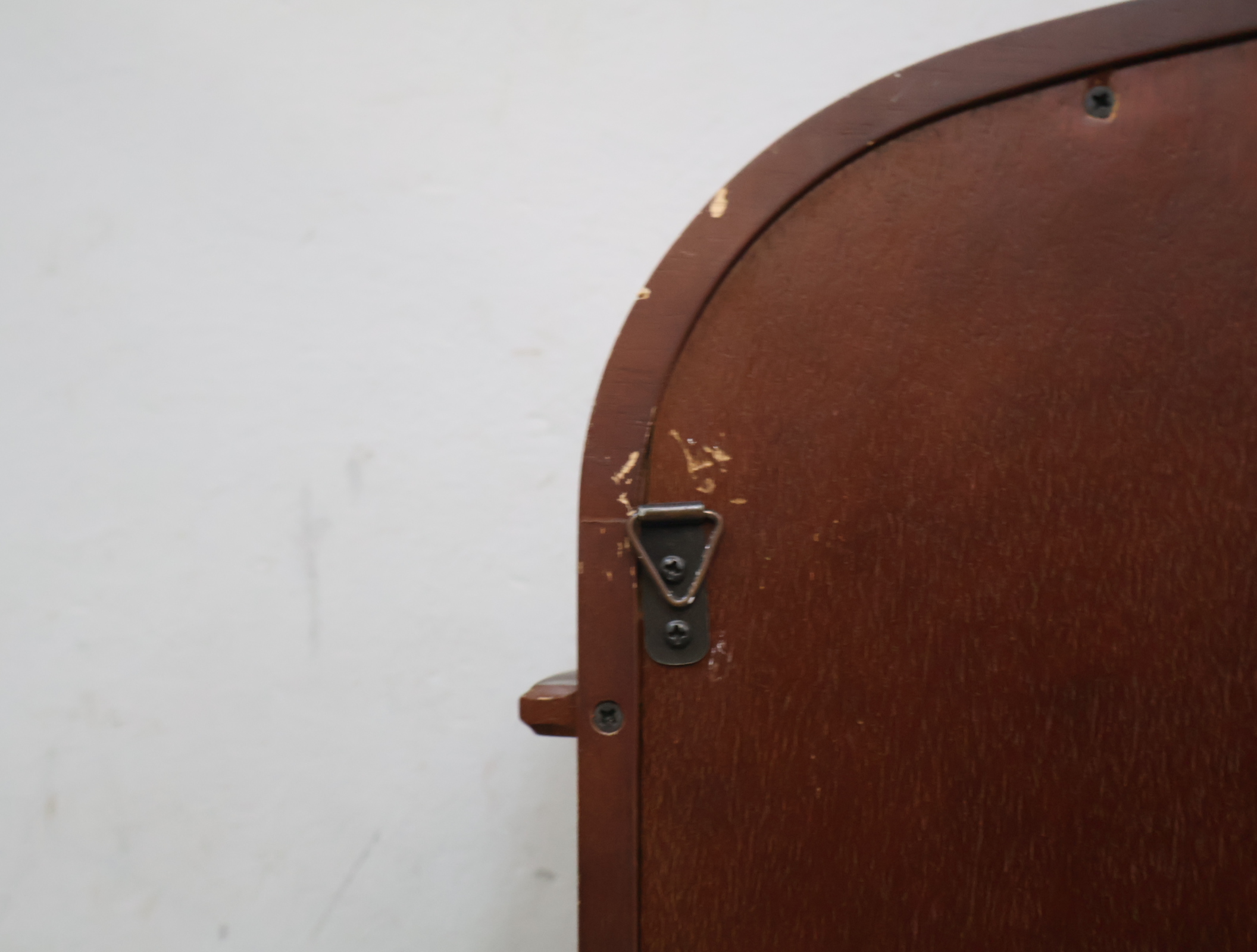 Houten spiegel met drie planken – foto 14 – kavel bij GSD Auctions, Zoeterwoude