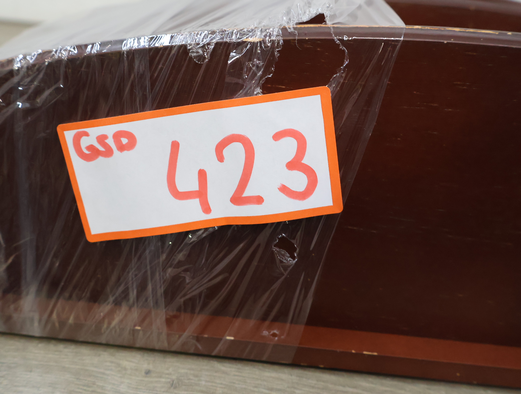 Houten spiegel met drie planken – foto 20 – kavel bij GSD Auctions, Zoeterwoude