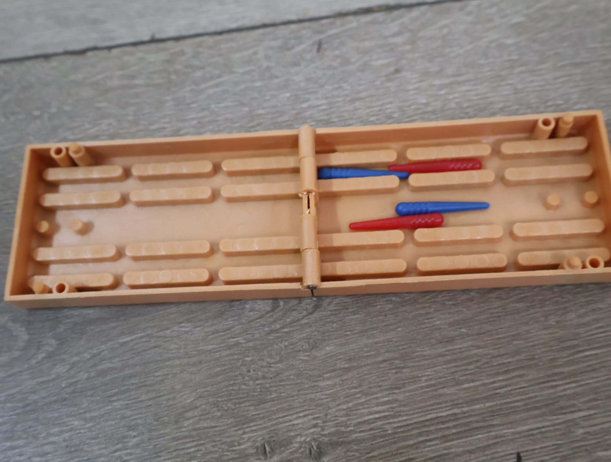 Spellen set met schaak, backgammon, domino en kaarten – foto 8 – kavel bij GSD Auctions, Zoeterwoude