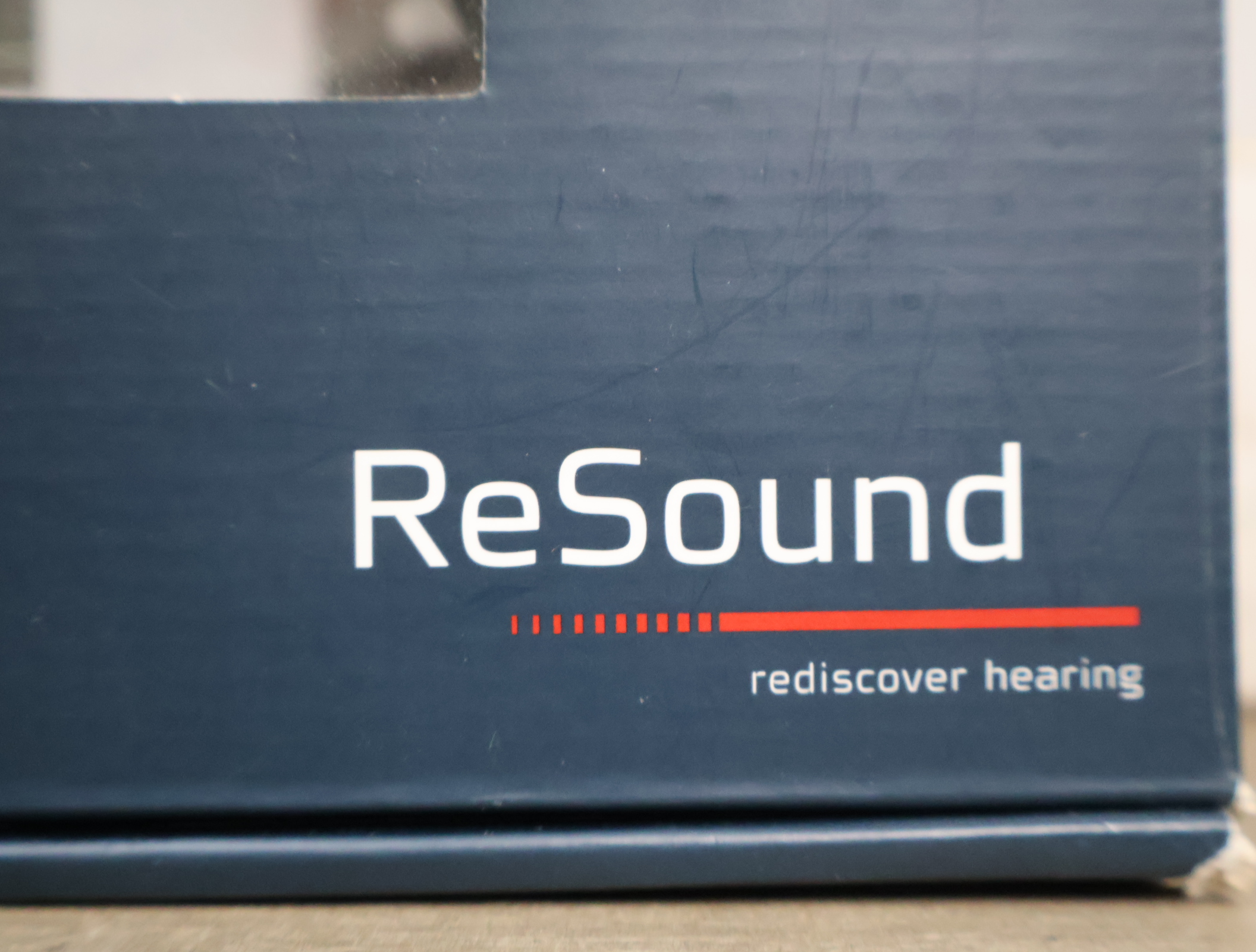 ReSound Favorit gehoorapparaat met accessoires – foto 6 – kavel bij GSD Auctions, Zoeterwoude