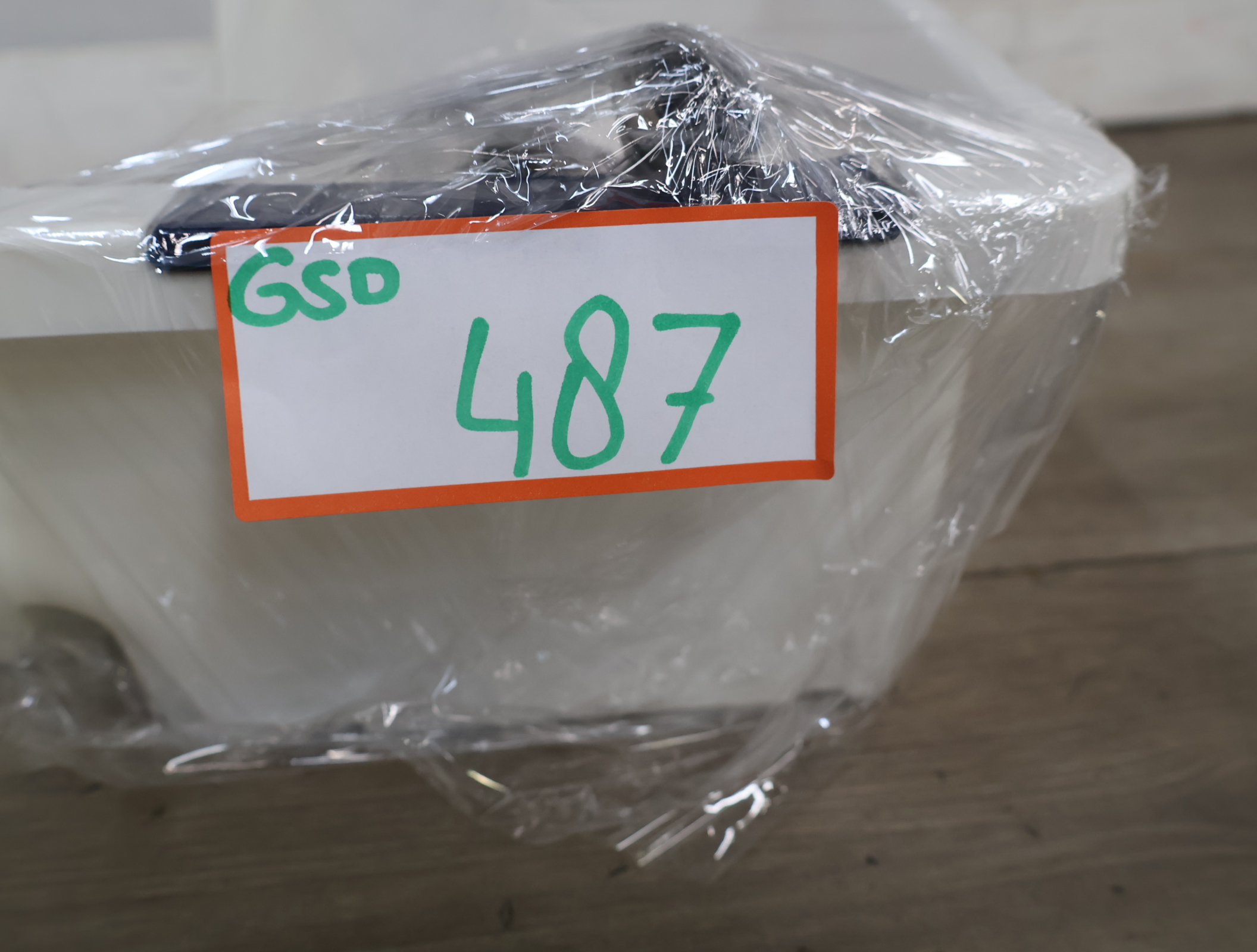 Set zilverkleurig serveerbestek en keukengerei – foto 17 – kavel bij GSD Auctions, Zoeterwoude