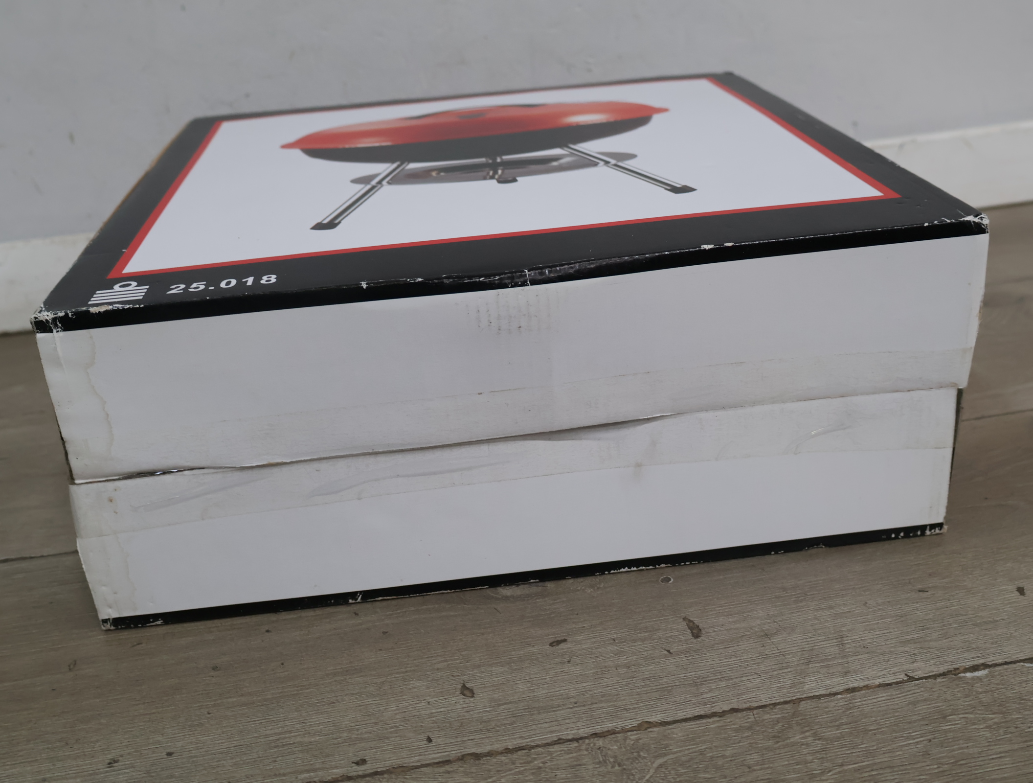 Ronde barbecue met rode deksel – foto 6 – kavel bij GSD Auctions, Zoeterwoude