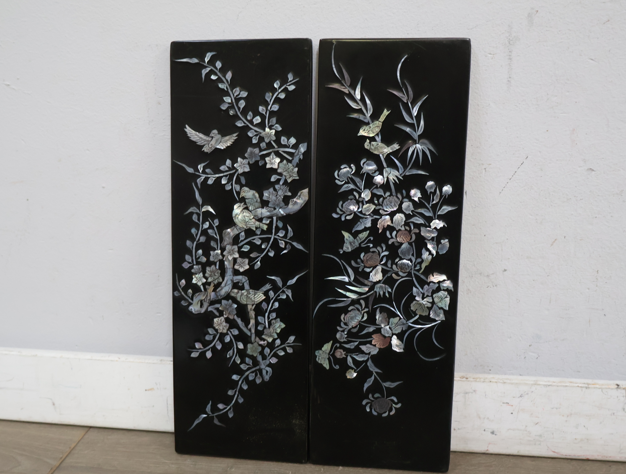 Aziatisch decoratief houten kistje, bord en wandpanelen – foto 14 – kavel bij GSD Auctions, Zoeterwoude