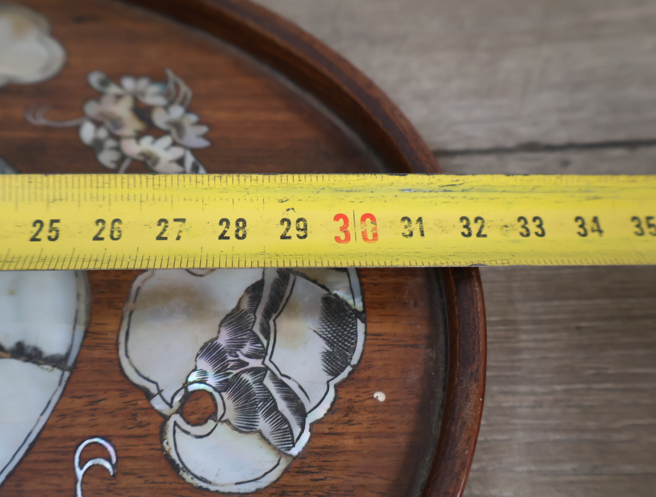 Aziatisch decoratief houten kistje, bord en wandpanelen – foto 29 – kavel bij GSD Auctions, Zoeterwoude
