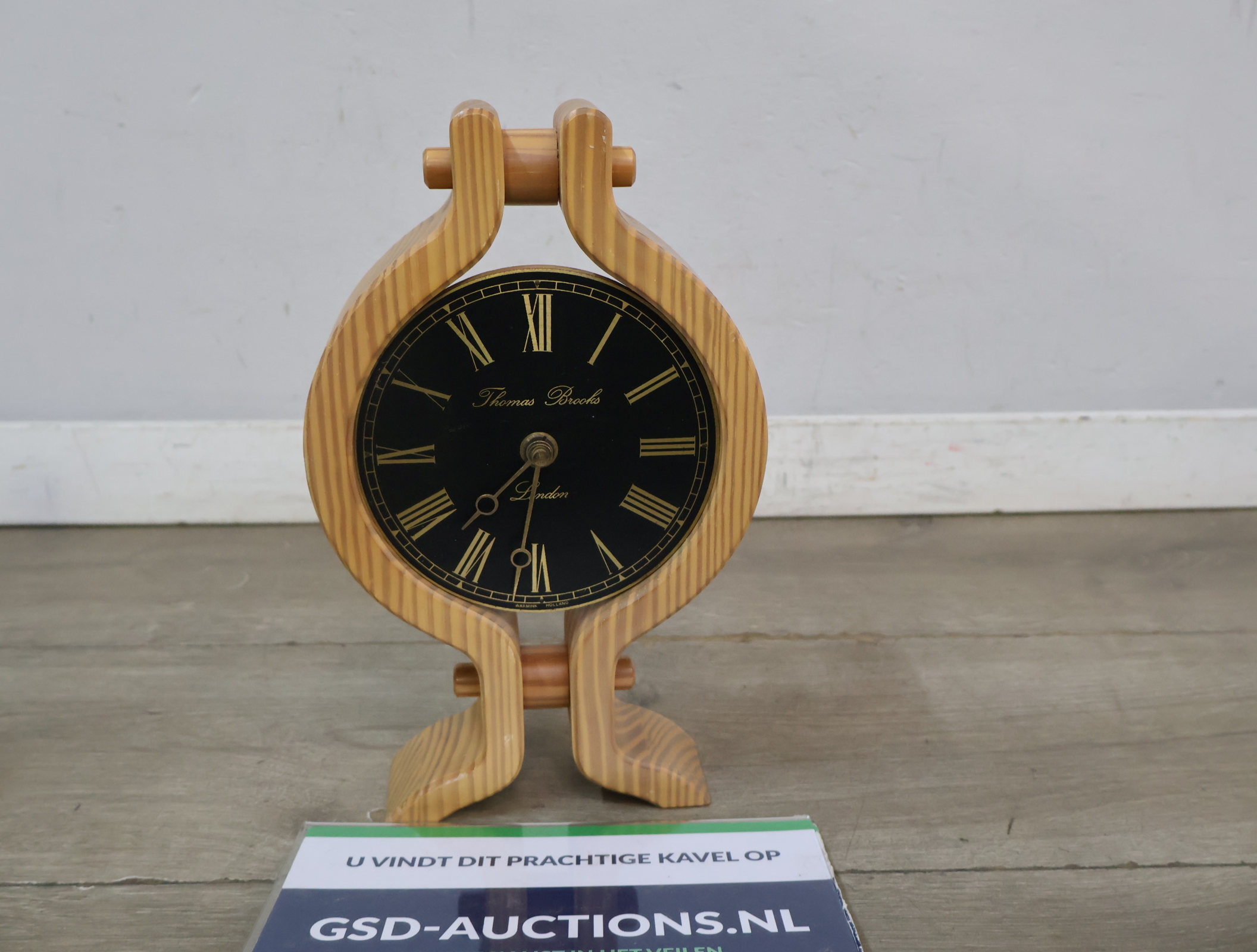 Thomas Brooks houten tafelklok – foto 2 – kavel bij GSD Auctions, Zoeterwoude