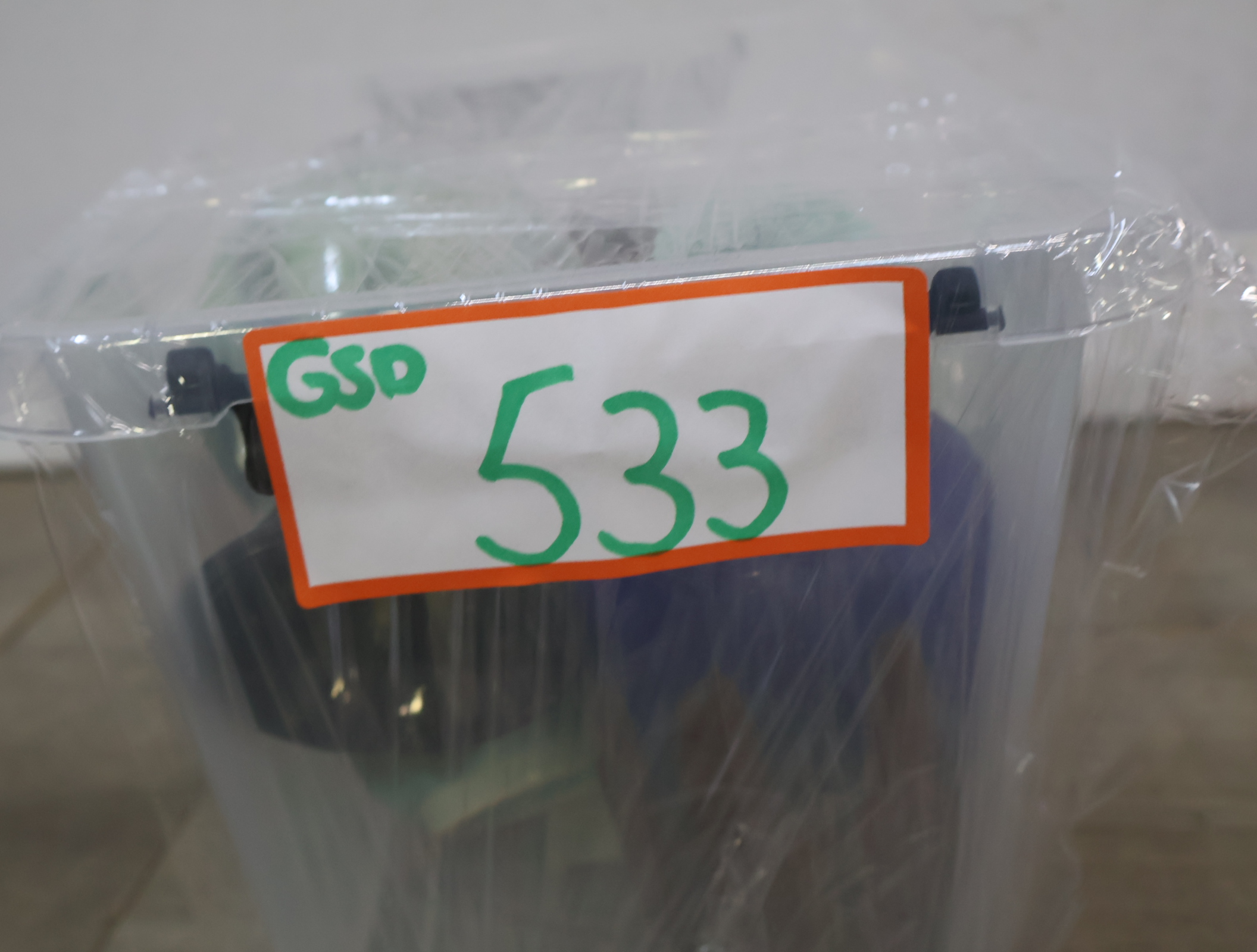 Set van 6 diverse keramische vazen – foto 19 – kavel bij GSD Auctions, Zoeterwoude