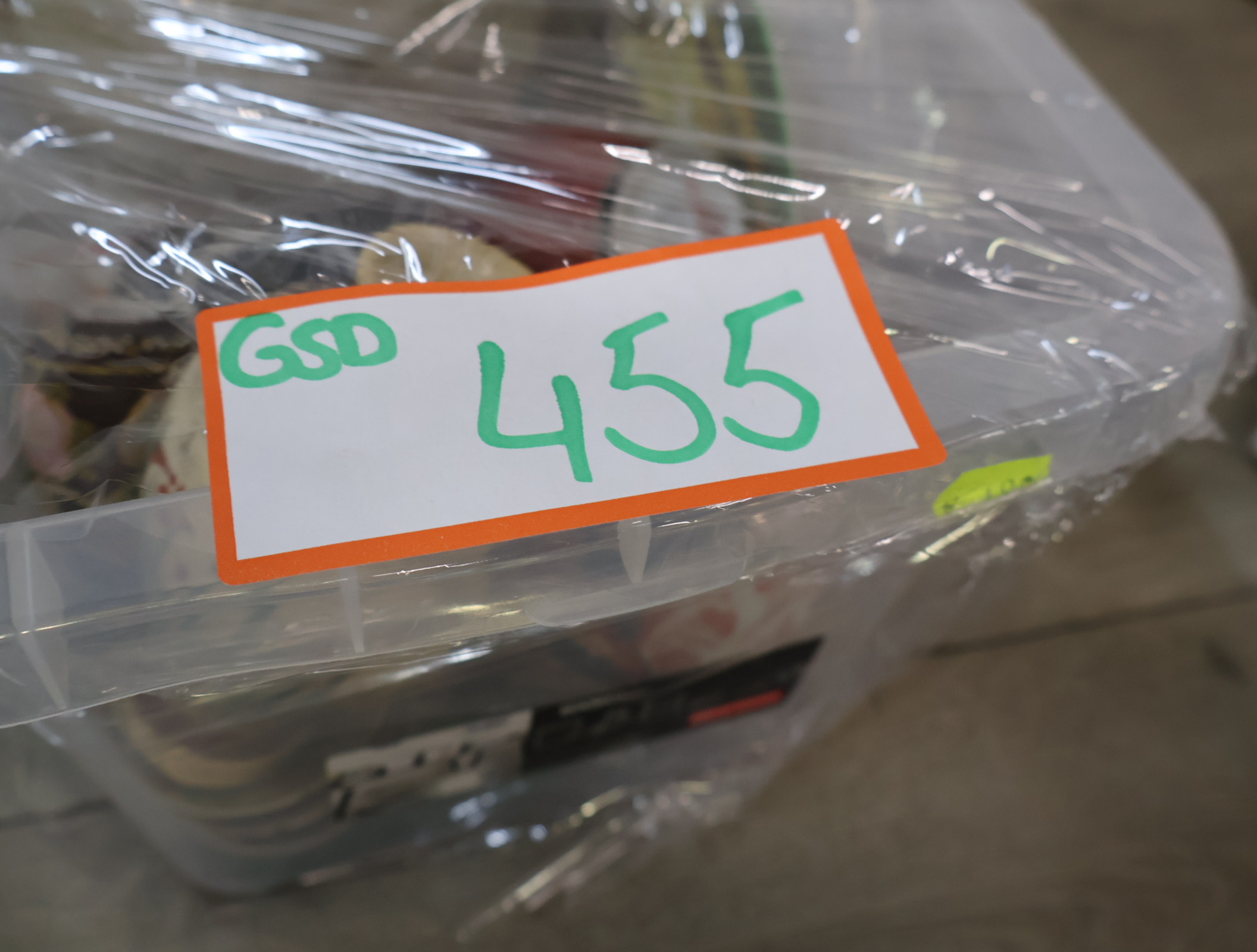 Set diverse Japanse porseleinen vazen – foto 17 – kavel bij GSD Auctions, Zoeterwoude