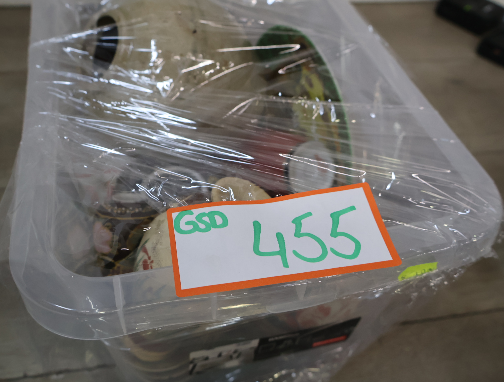 Set diverse Japanse porseleinen vazen – foto 18 – kavel bij GSD Auctions, Zoeterwoude
