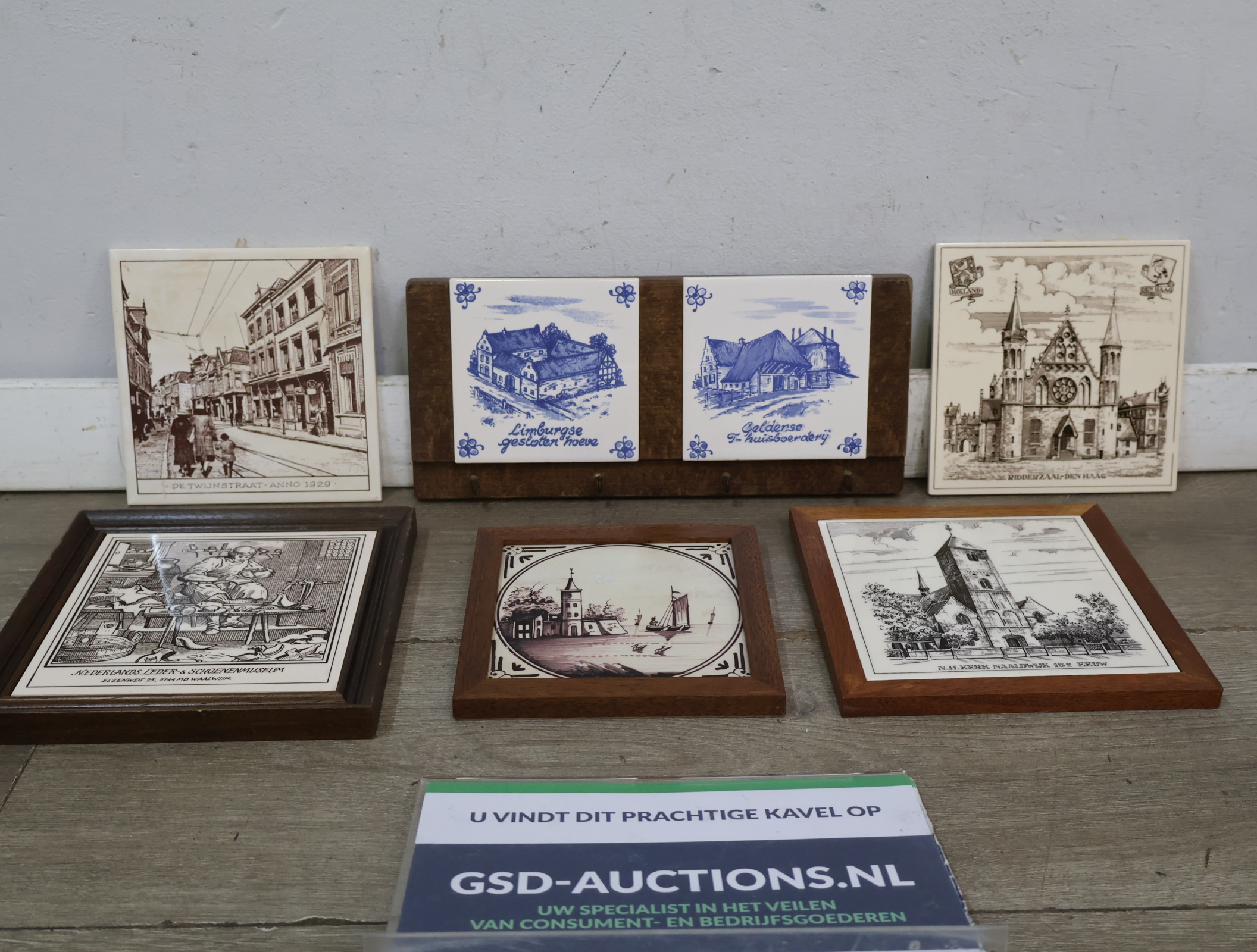 Decoratieve tegels met Hollandse afbeeldingen – kavel bij GSD Auctions, Zoeterwoude