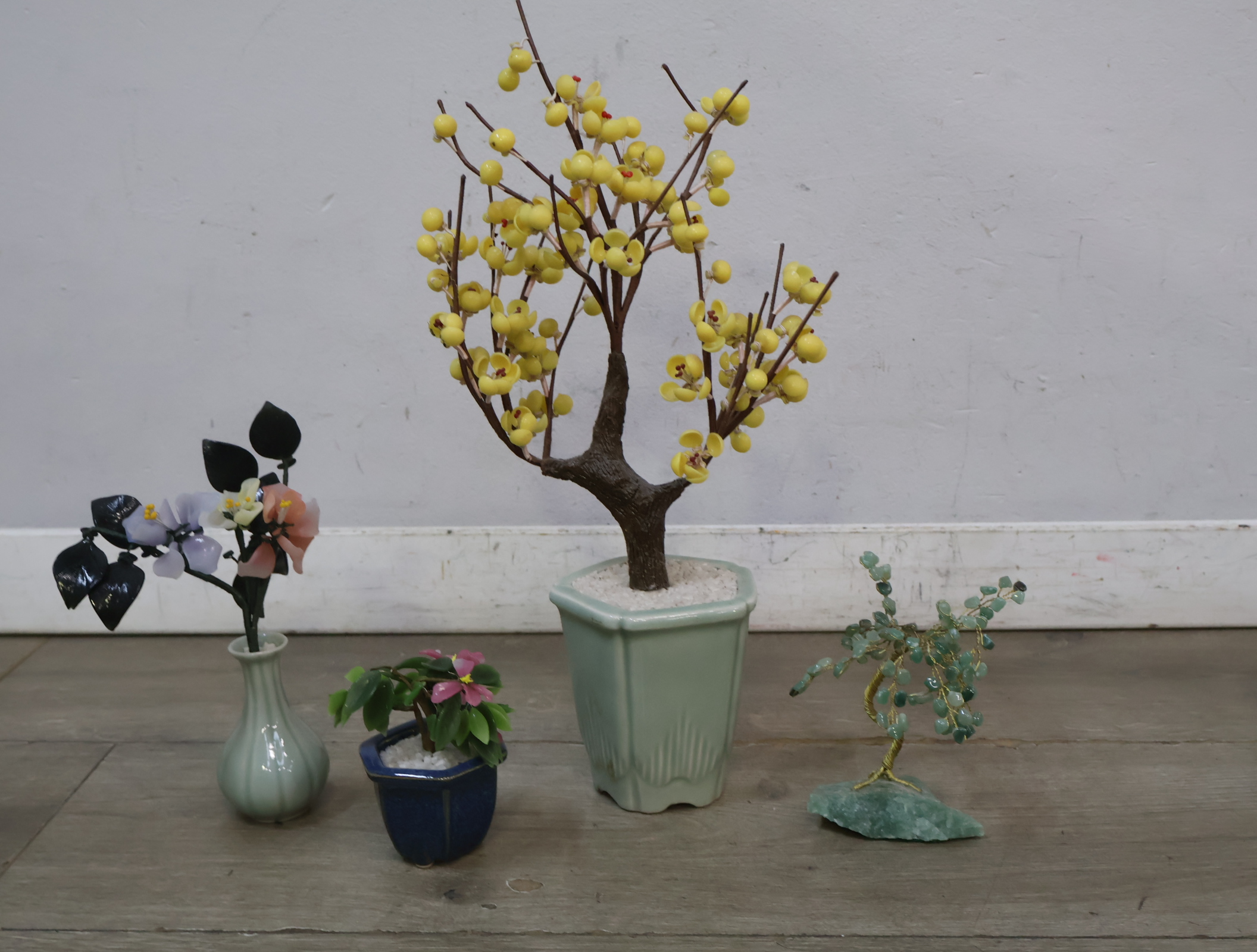 Set van 4 decoratieve kunstplanten in vazen – foto 3 – kavel bij GSD Auctions, Zoeterwoude