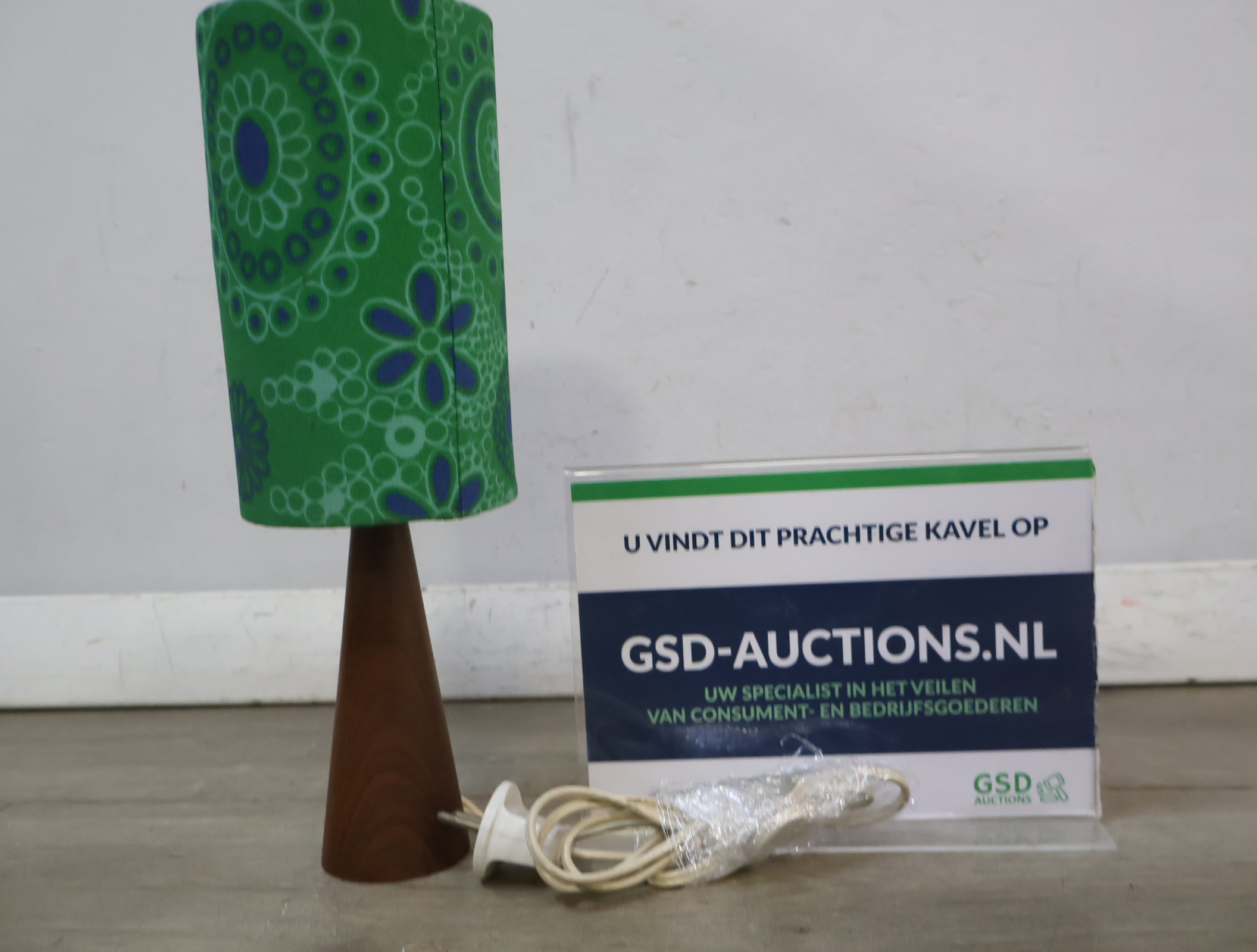 Klassieke Vintage Tafellamp – foto 2 – kavel bij GSD Auctions, Zoeterwoude