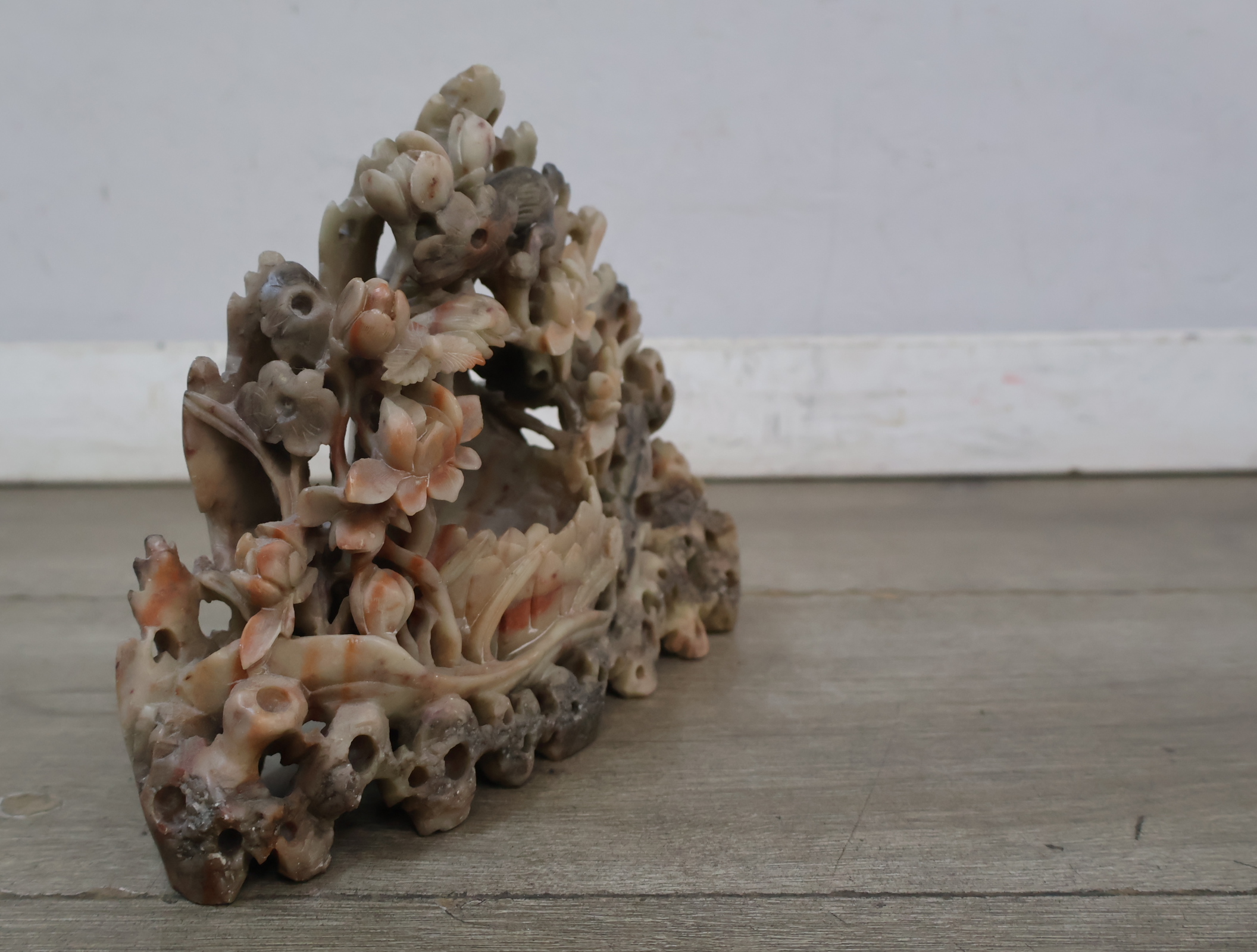 Gesneden Spekstenen decoratie – foto 8 – kavel bij GSD Auctions, Zoeterwoude