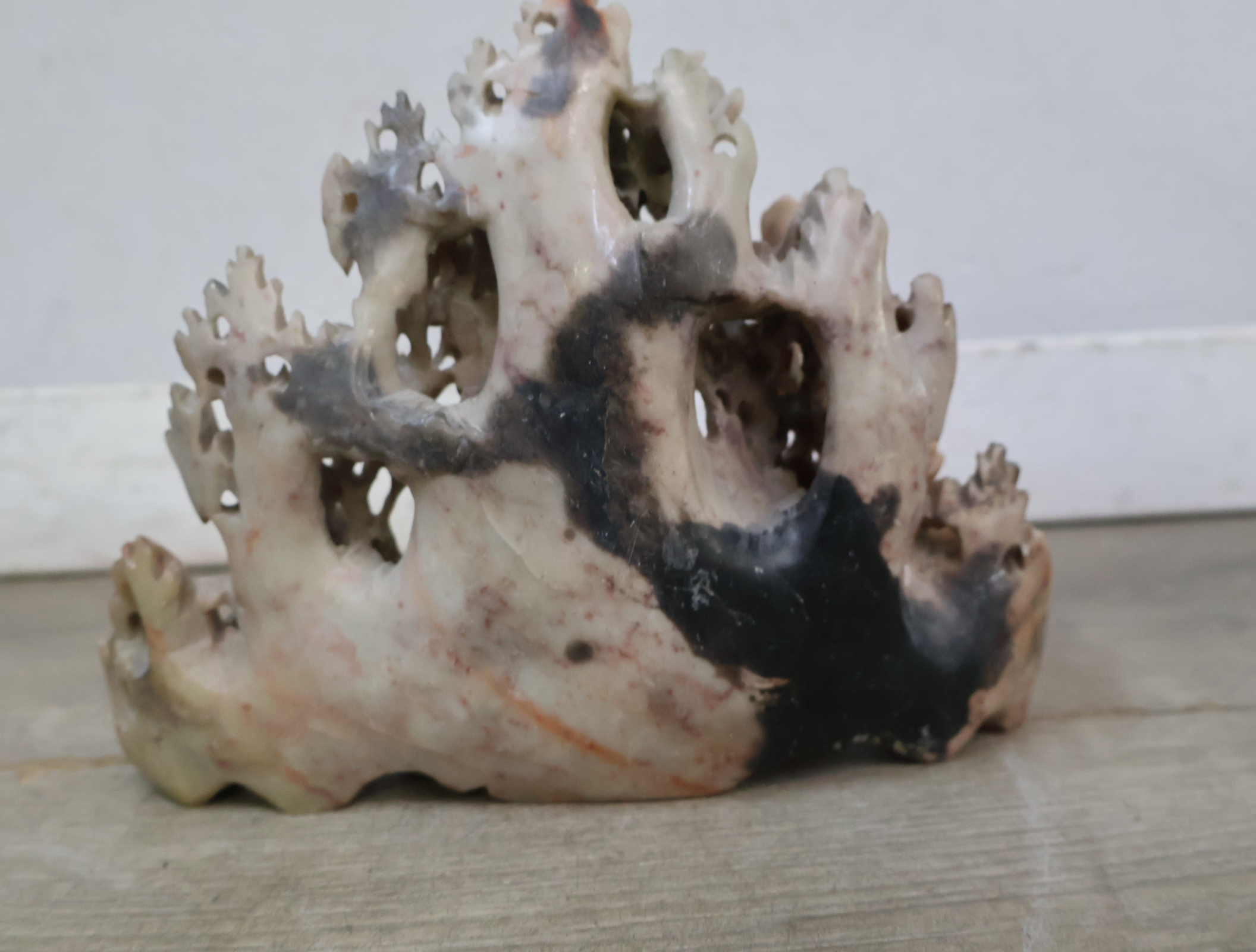 Gesneden Spekstenen decoratie – foto 9 – kavel bij GSD Auctions, Zoeterwoude