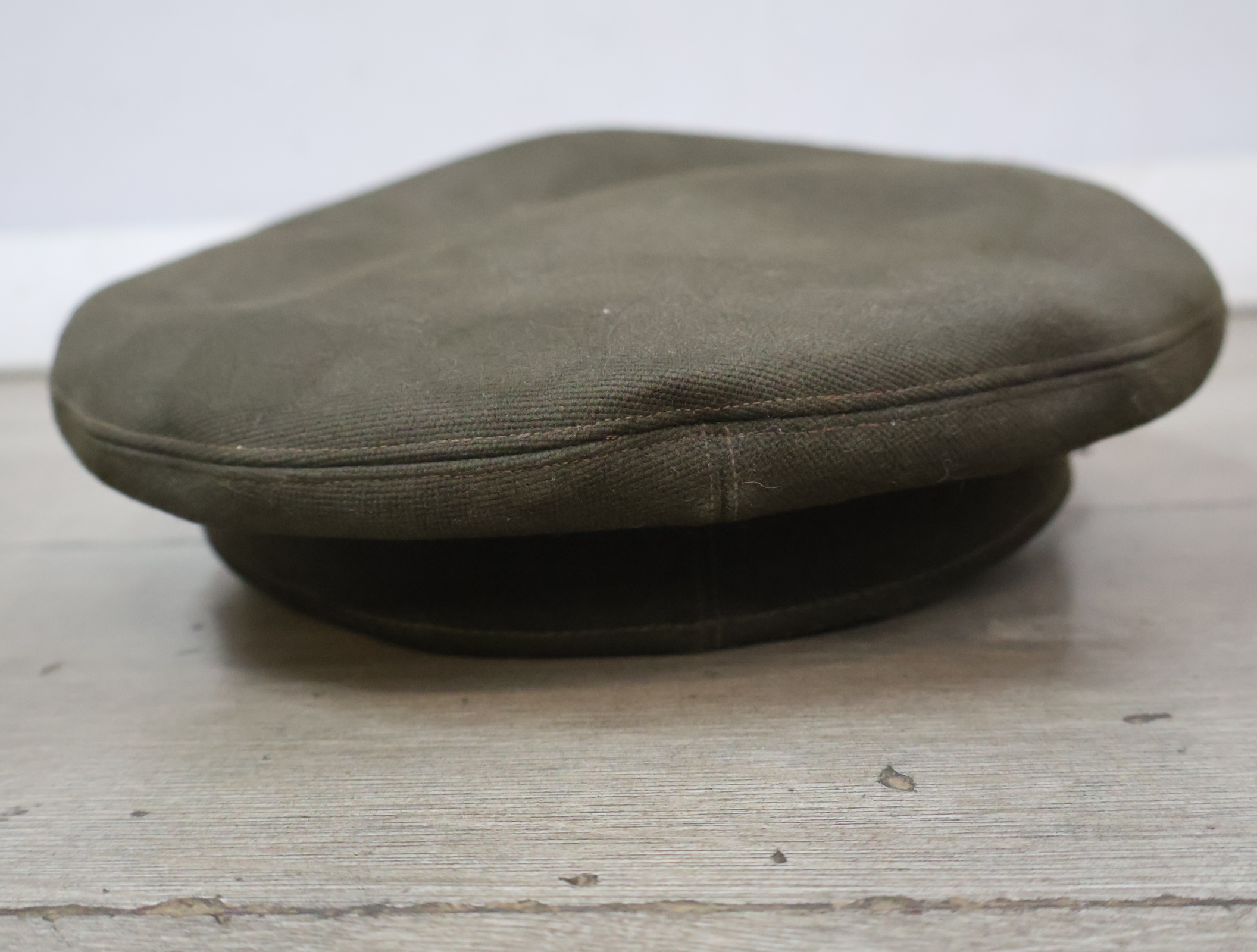Officiers-of onderofficiersuniformpet – foto 5 – kavel bij GSD Auctions, Zoeterwoude