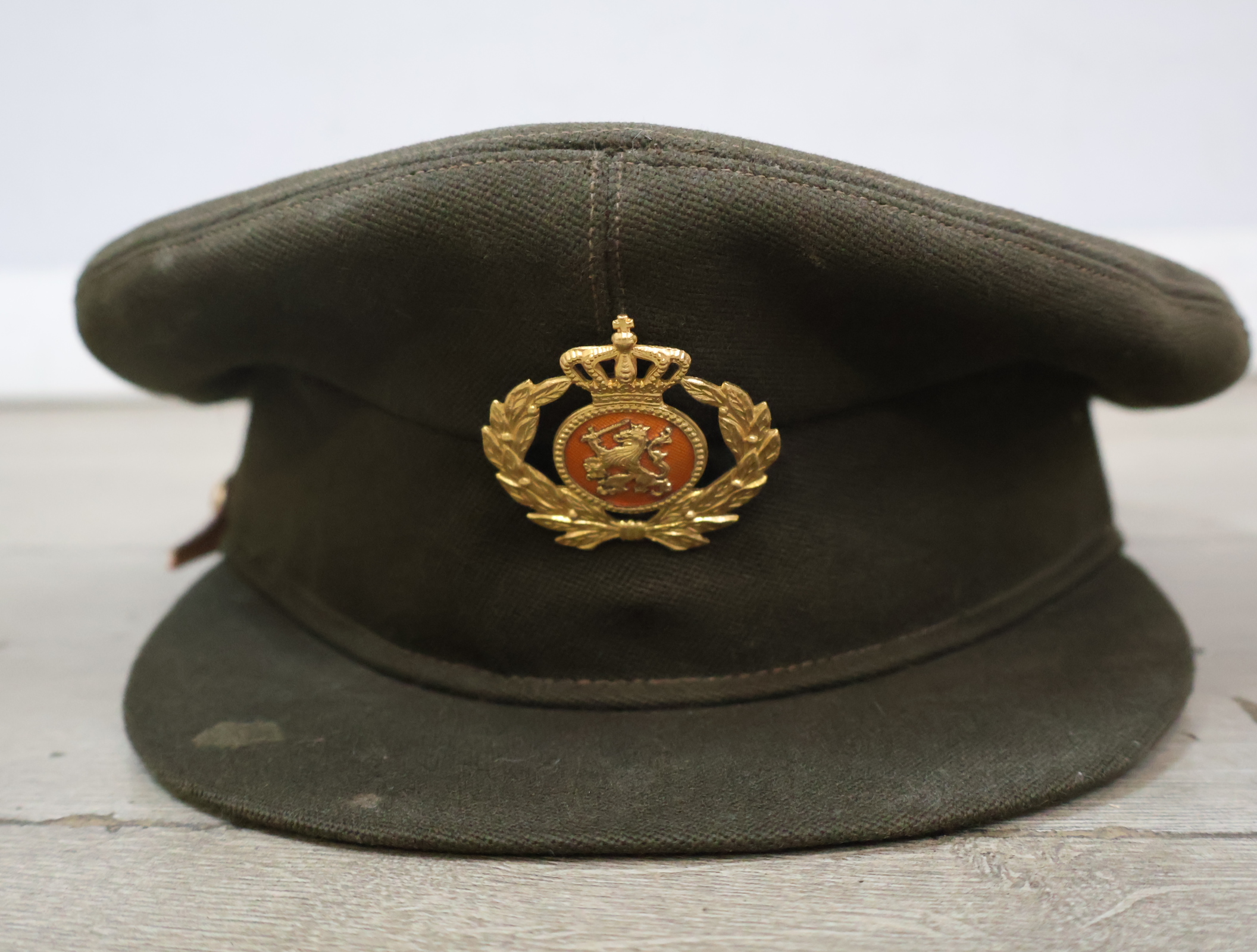 Officiers-of onderofficiersuniformpet – foto 7 – kavel bij GSD Auctions, Zoeterwoude