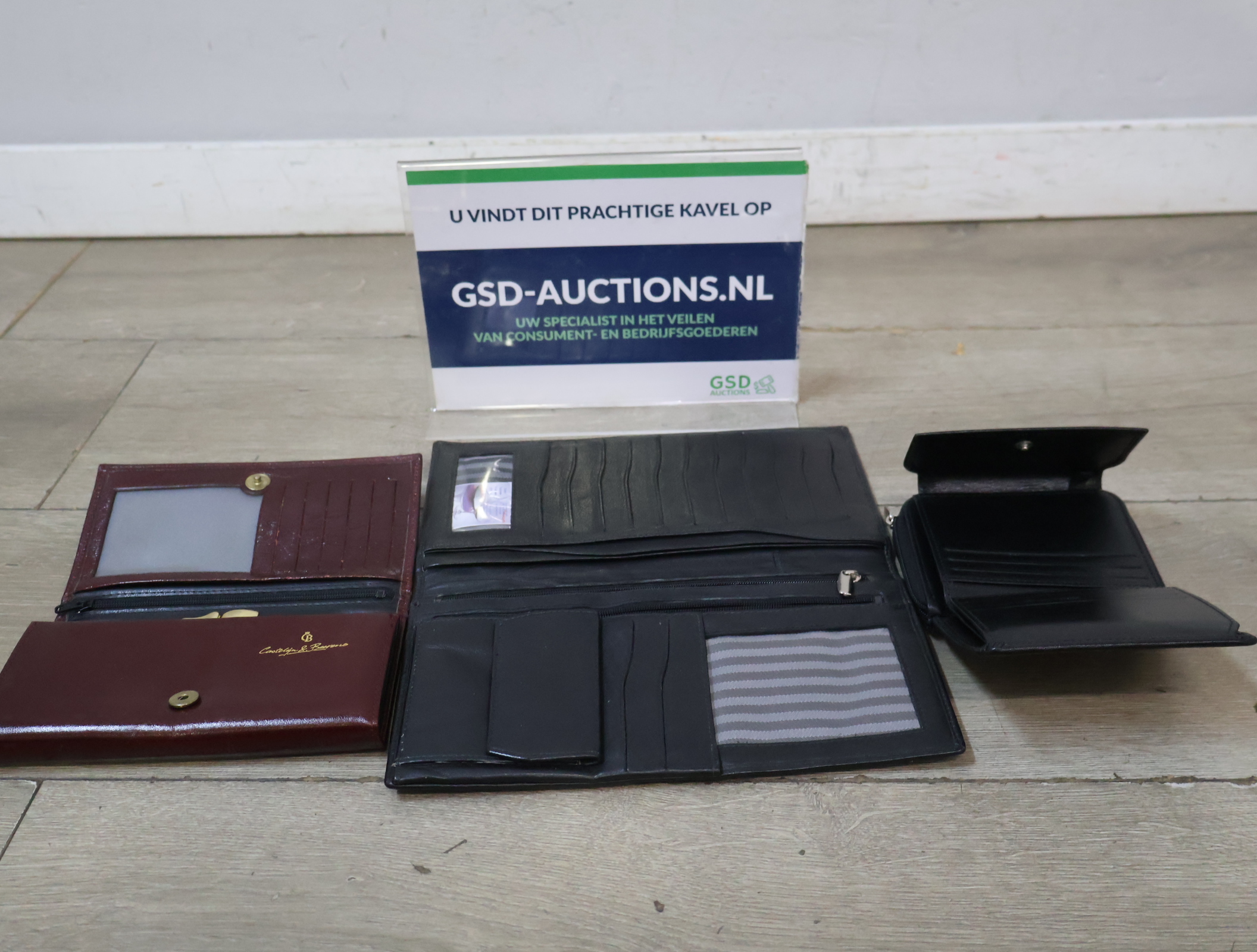 Set van 3portemonnees – foto 2 – kavel bij GSD Auctions, Zoeterwoude