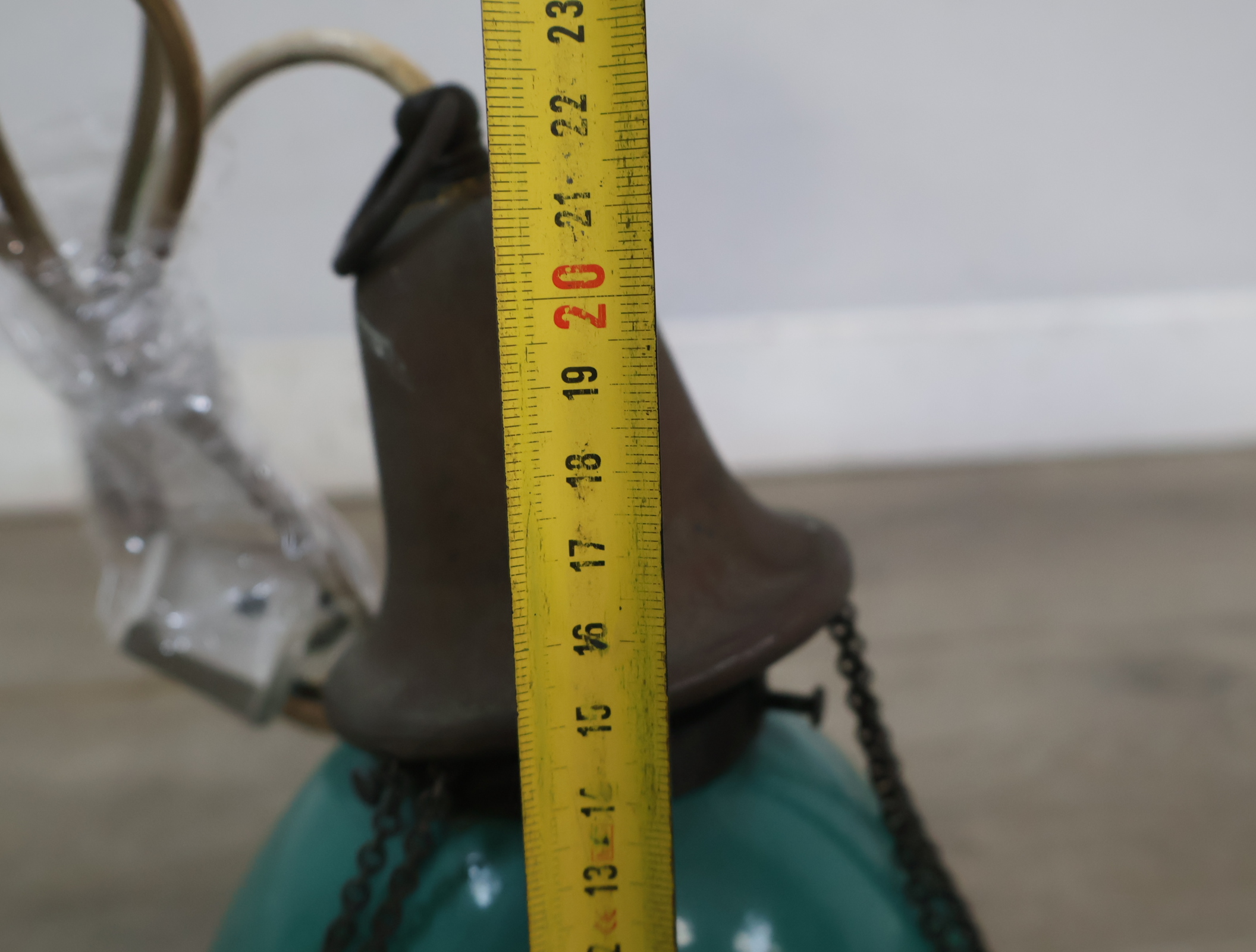 Vintage hanglamp met emaille kap - Jaren '60 – foto 13 – kavel bij GSD Auctions, Zoeterwoude