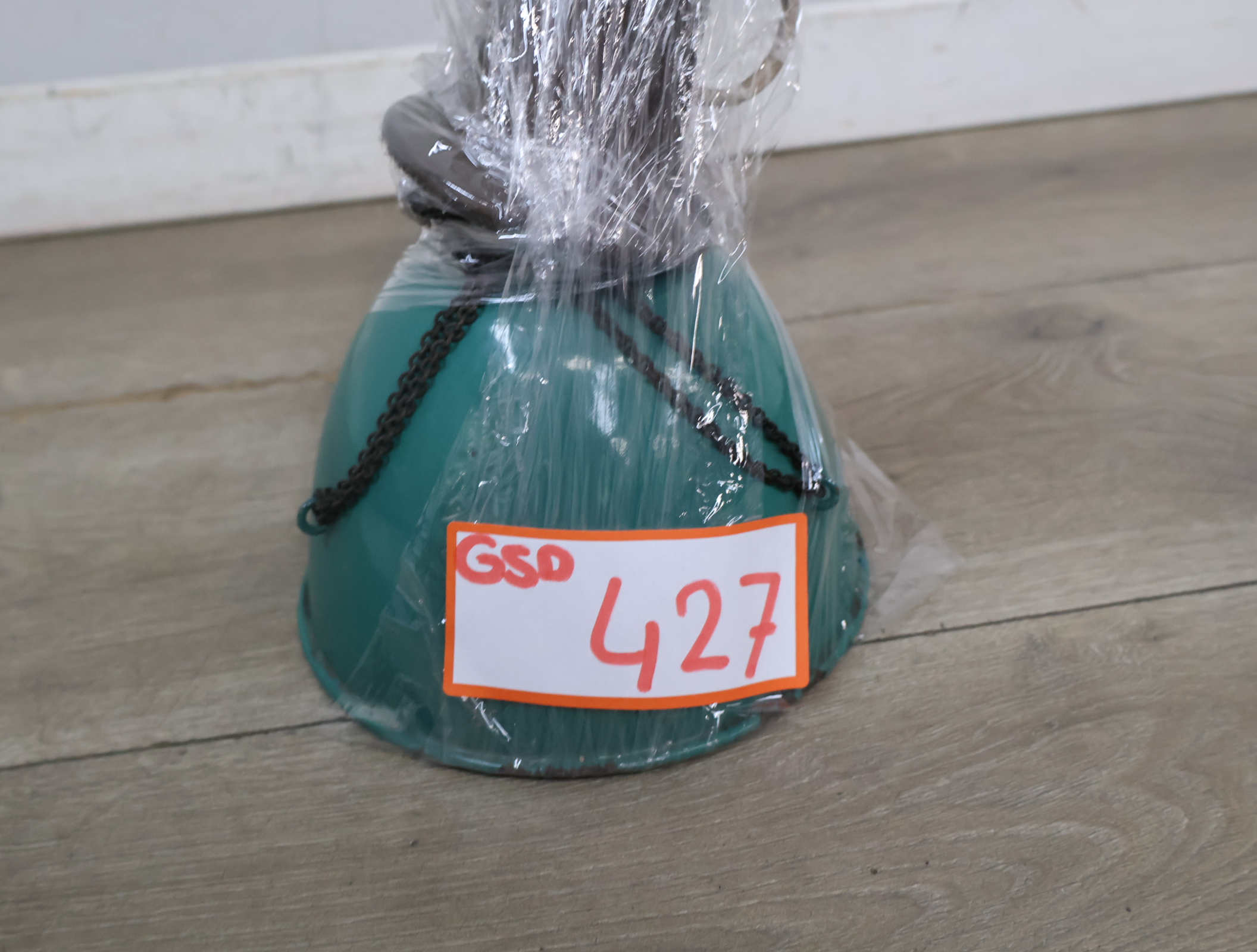 Vintage hanglamp met emaille kap - Jaren '60 – foto 16 – kavel bij GSD Auctions, Zoeterwoude