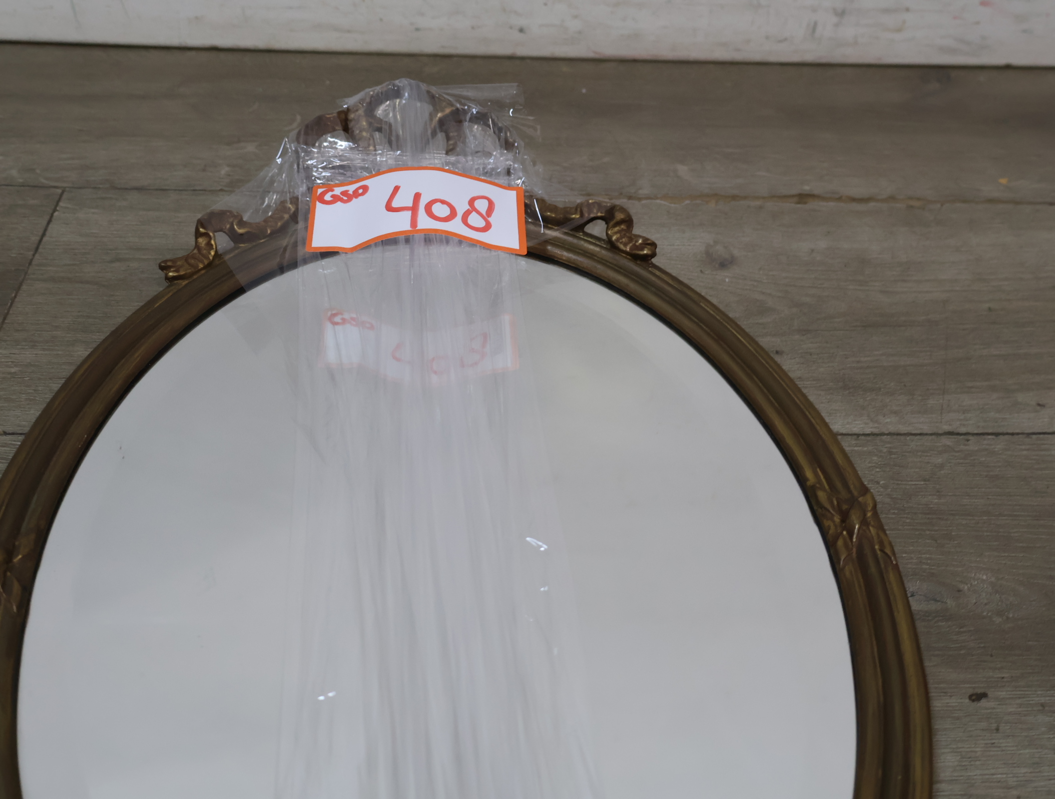 Ovale spiegel met gouden decoratieve lijst – foto 19 – kavel bij GSD Auctions, Zoeterwoude
