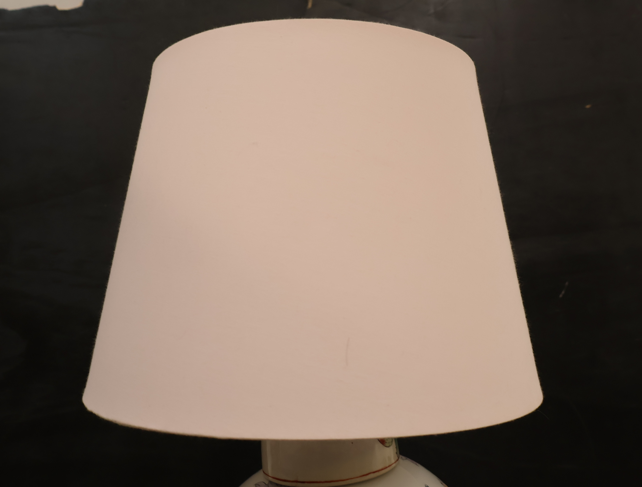 Oosterse Porseleinen Tafellamp – foto 16 – kavel bij GSD Auctions, Zoeterwoude