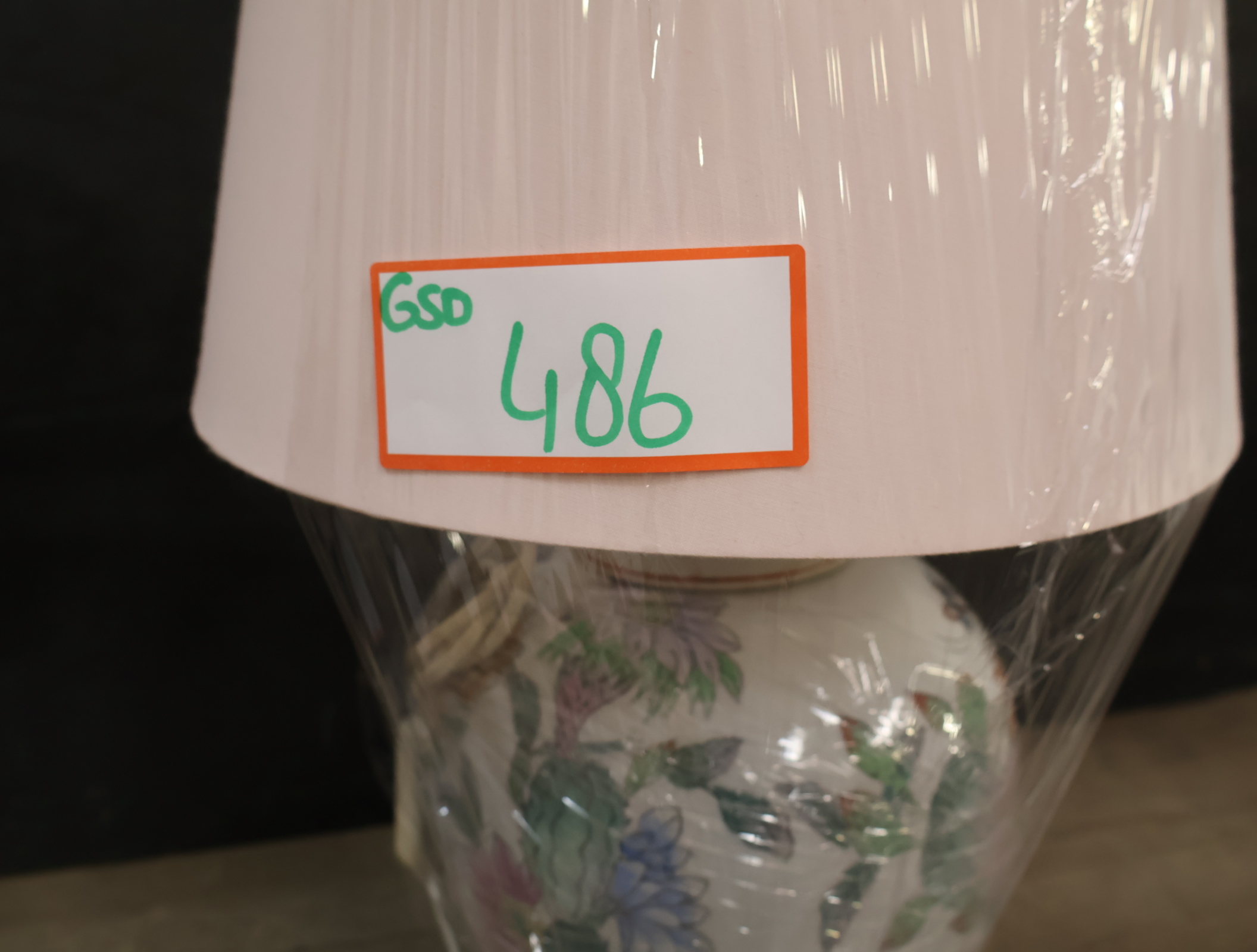 Oosterse Porseleinen Tafellamp – foto 21 – kavel bij GSD Auctions, Zoeterwoude