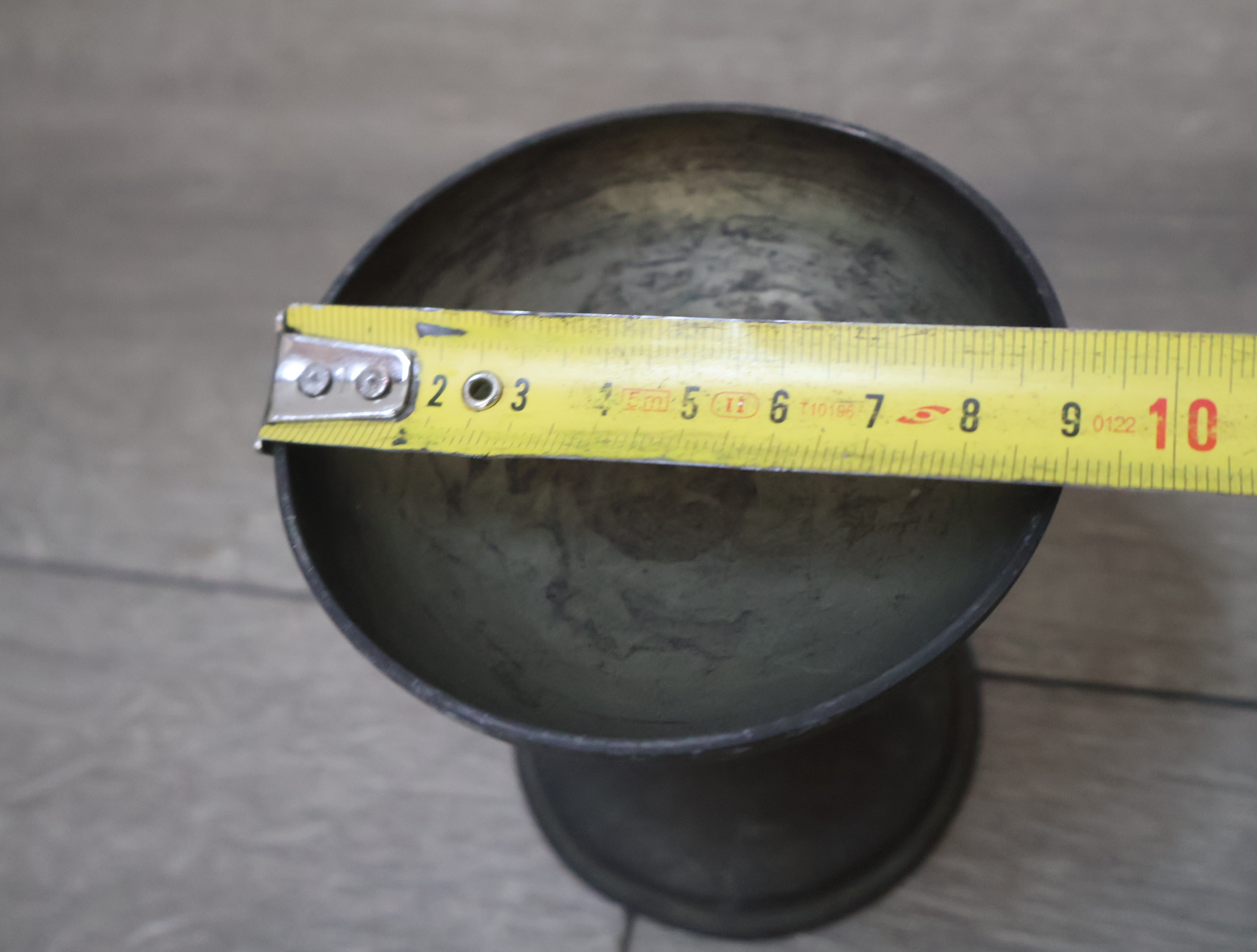 Vintage houder met tinnen bekers – foto 20 – kavel bij GSD Auctions, Zoeterwoude