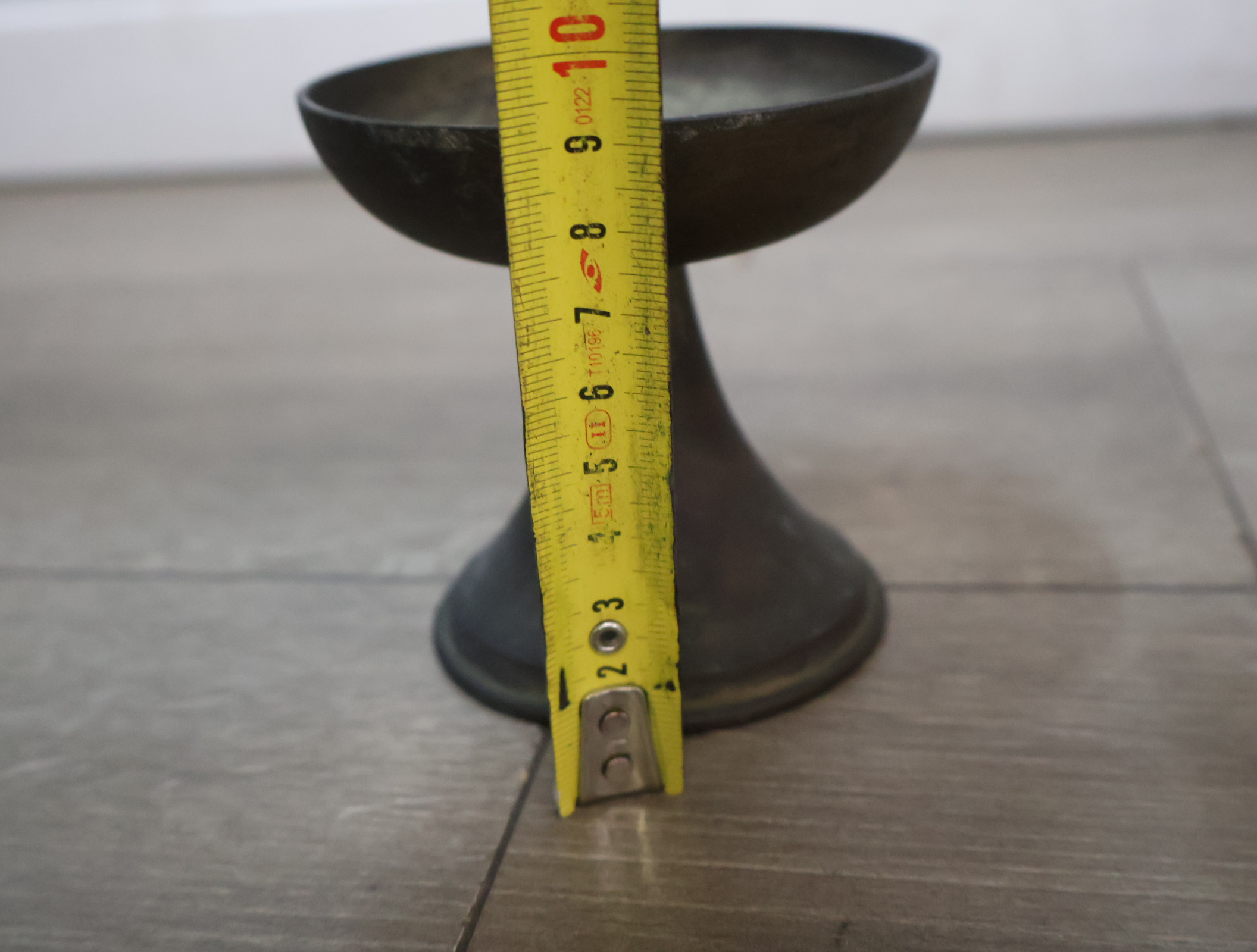 Vintage houder met tinnen bekers – foto 21 – kavel bij GSD Auctions, Zoeterwoude